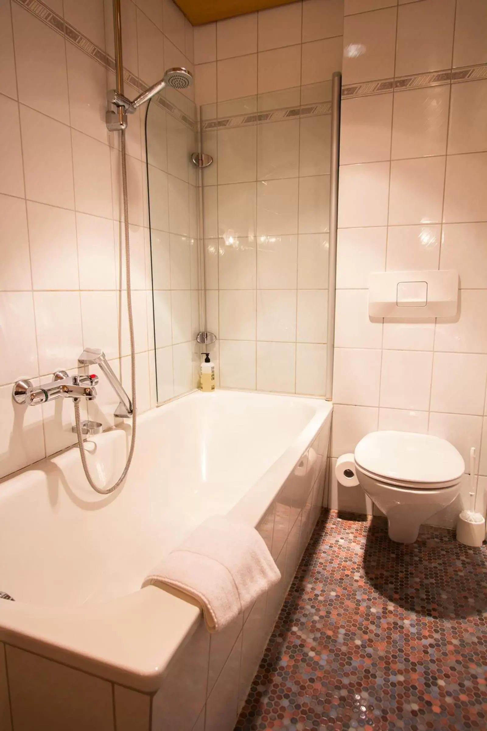 Shower, Bathroom in Historik Hotel Goldener Hirsch Rothenburg