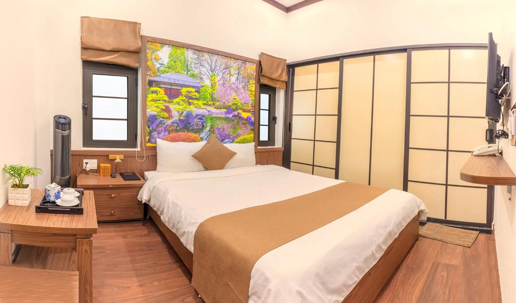 Bed in Khai Ngoc Hotel