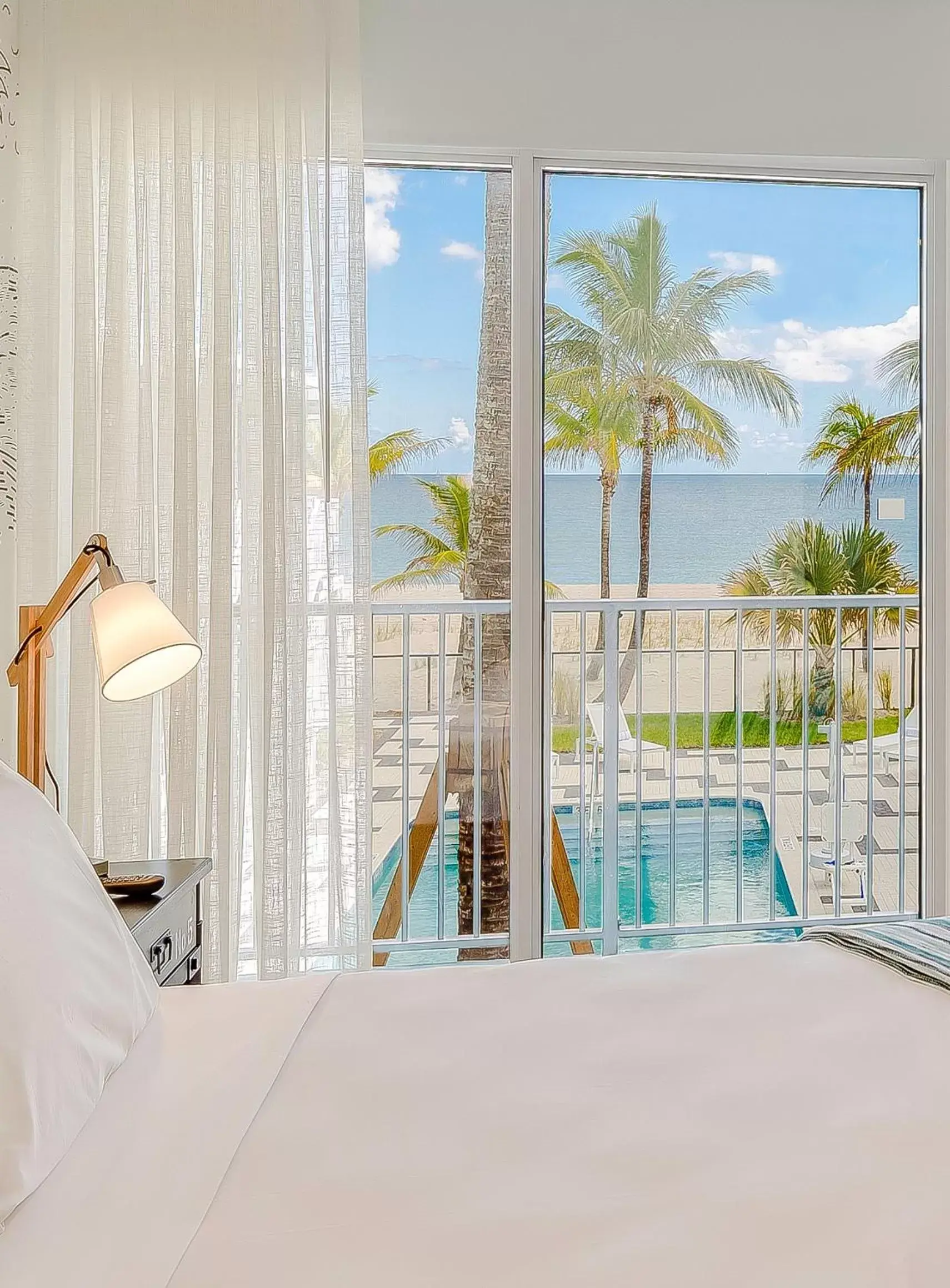 Bedroom in Plunge Beach Resort