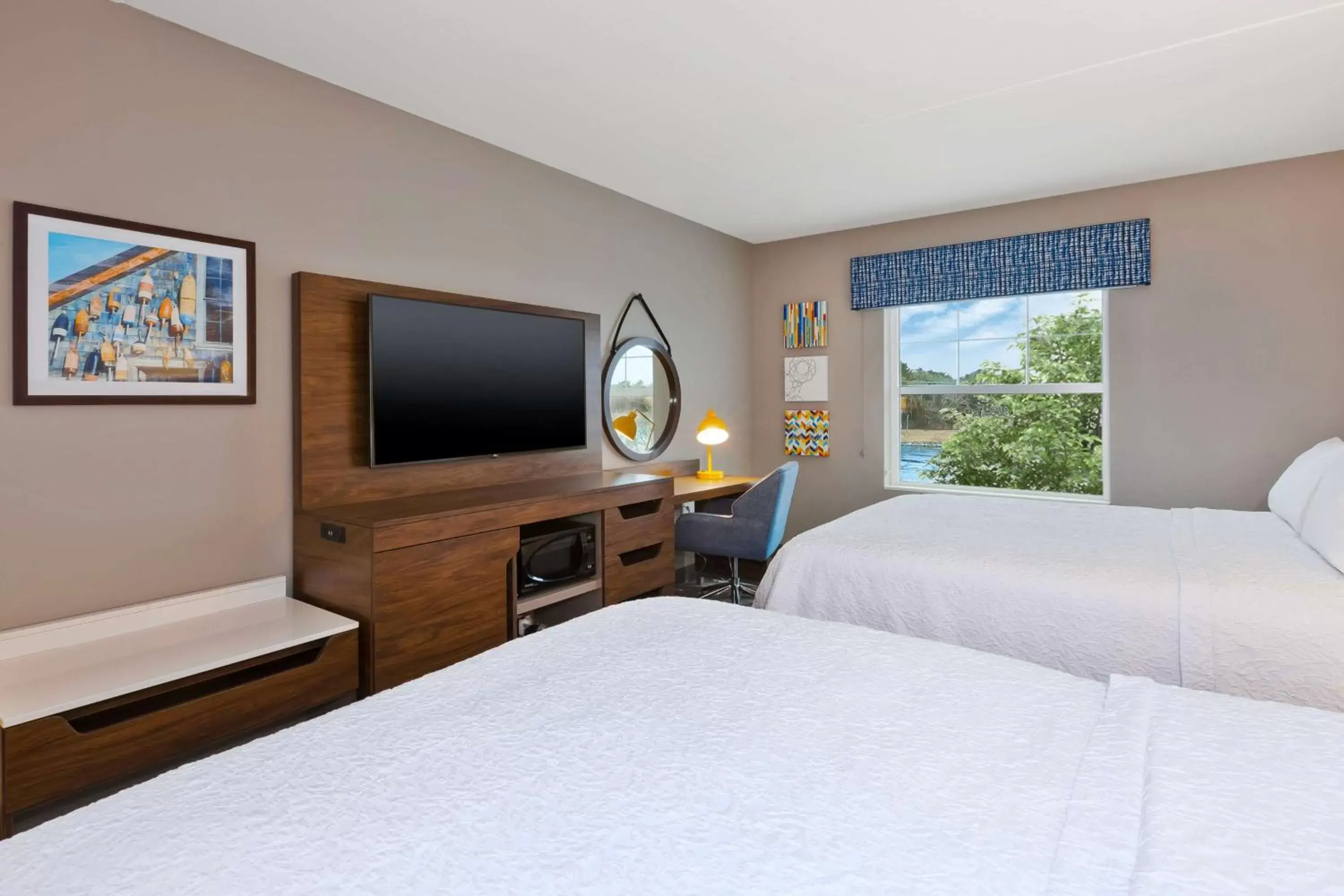 Bedroom, Bed in Hampton Inn Cape Cod Canal