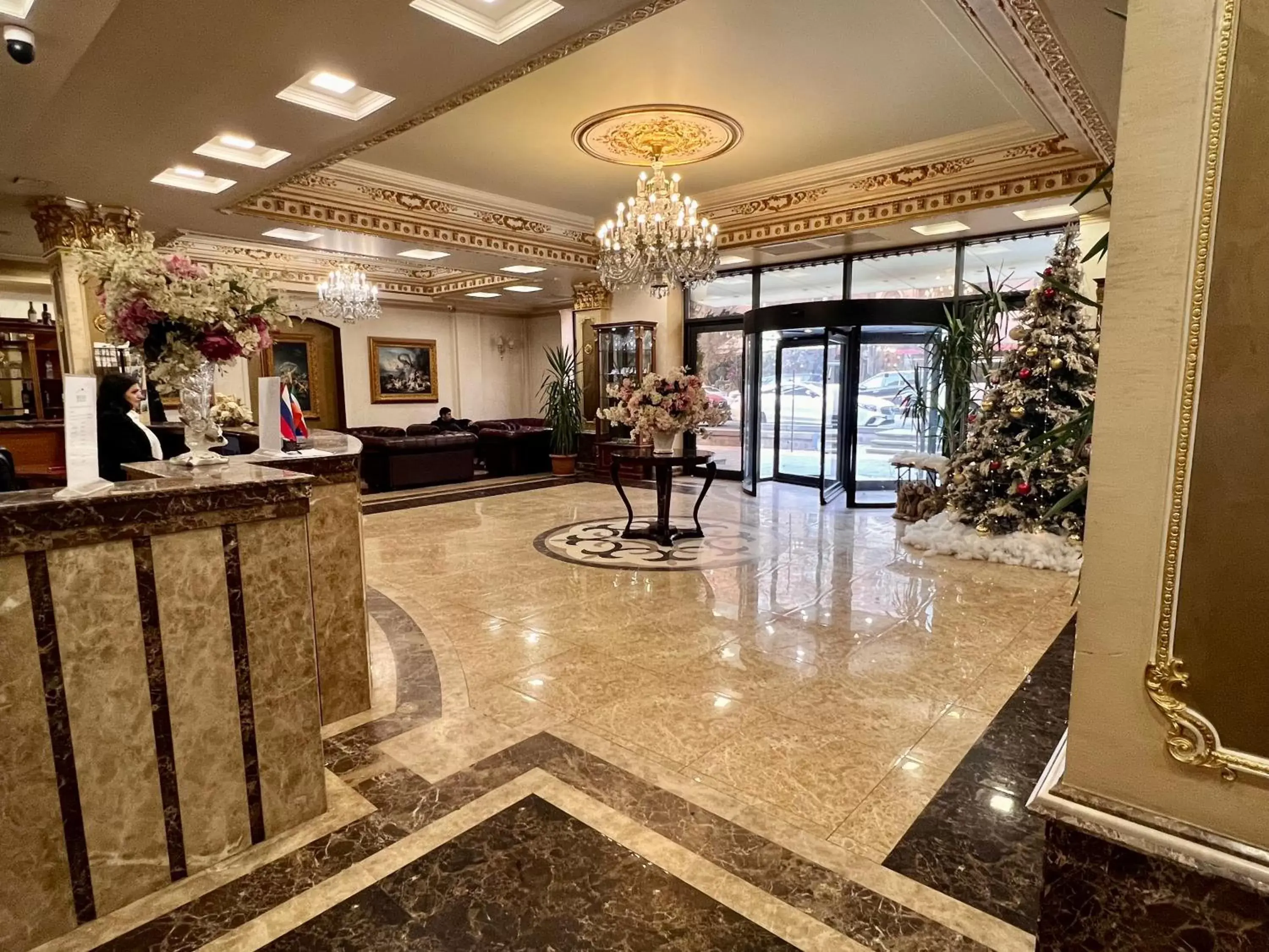 Property building in Royal Plaza by Stellar Hotels, Yerevan Property building in Royal Plaza by Stellar Hotels, Yerevan