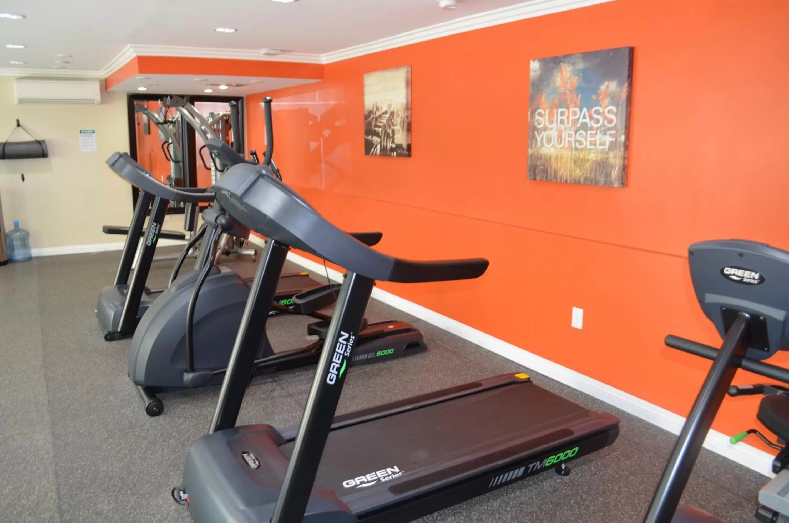 Fitness centre/facilities, Fitness Center/Facilities in Best Western Plus LA Mid-Town Hotel