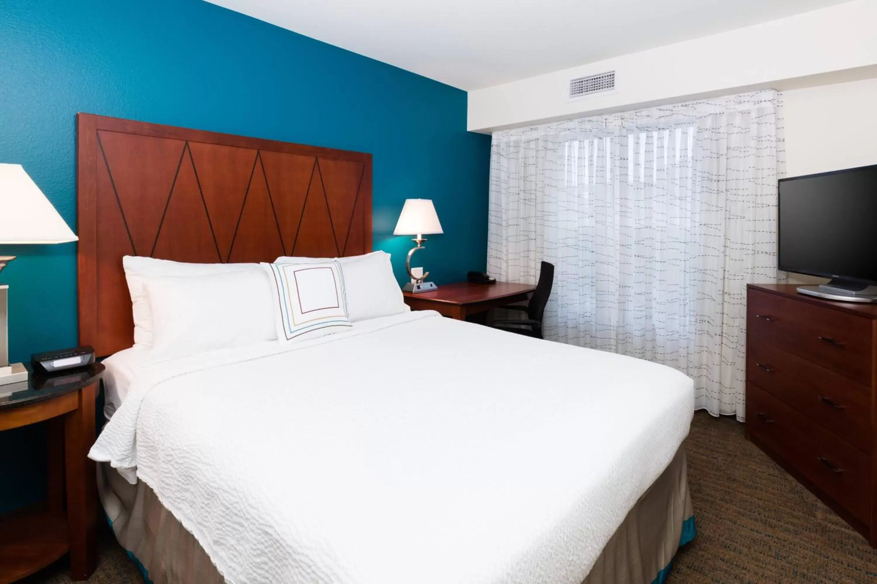 Bedroom, Bed in Residence Inn by Marriott Baton Rouge near LSU