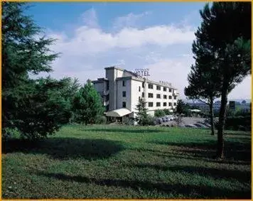 Summer, Property Building in Park Hotel Galileo