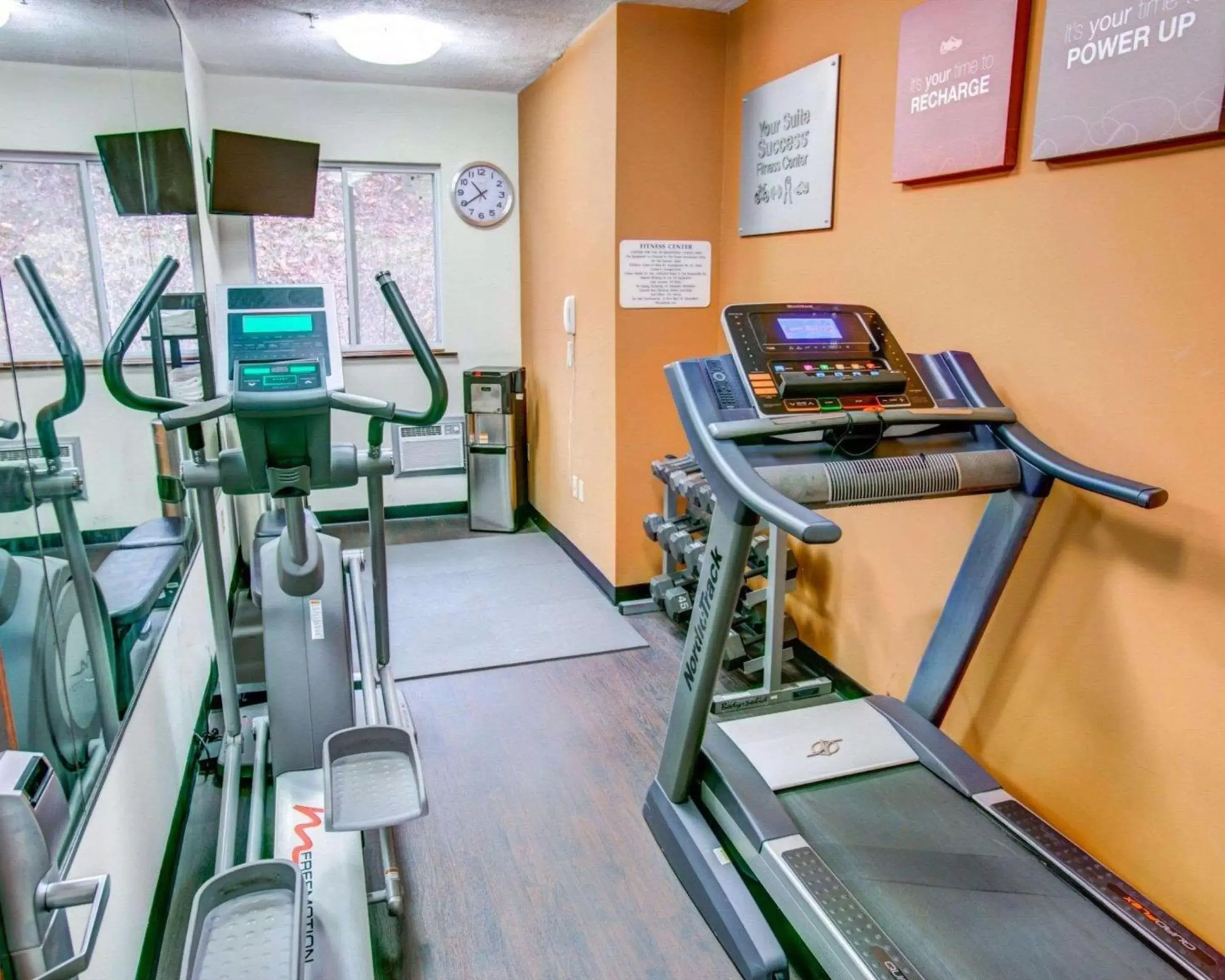 Fitness centre/facilities, Fitness Center/Facilities in Comfort Suites Coraopolis