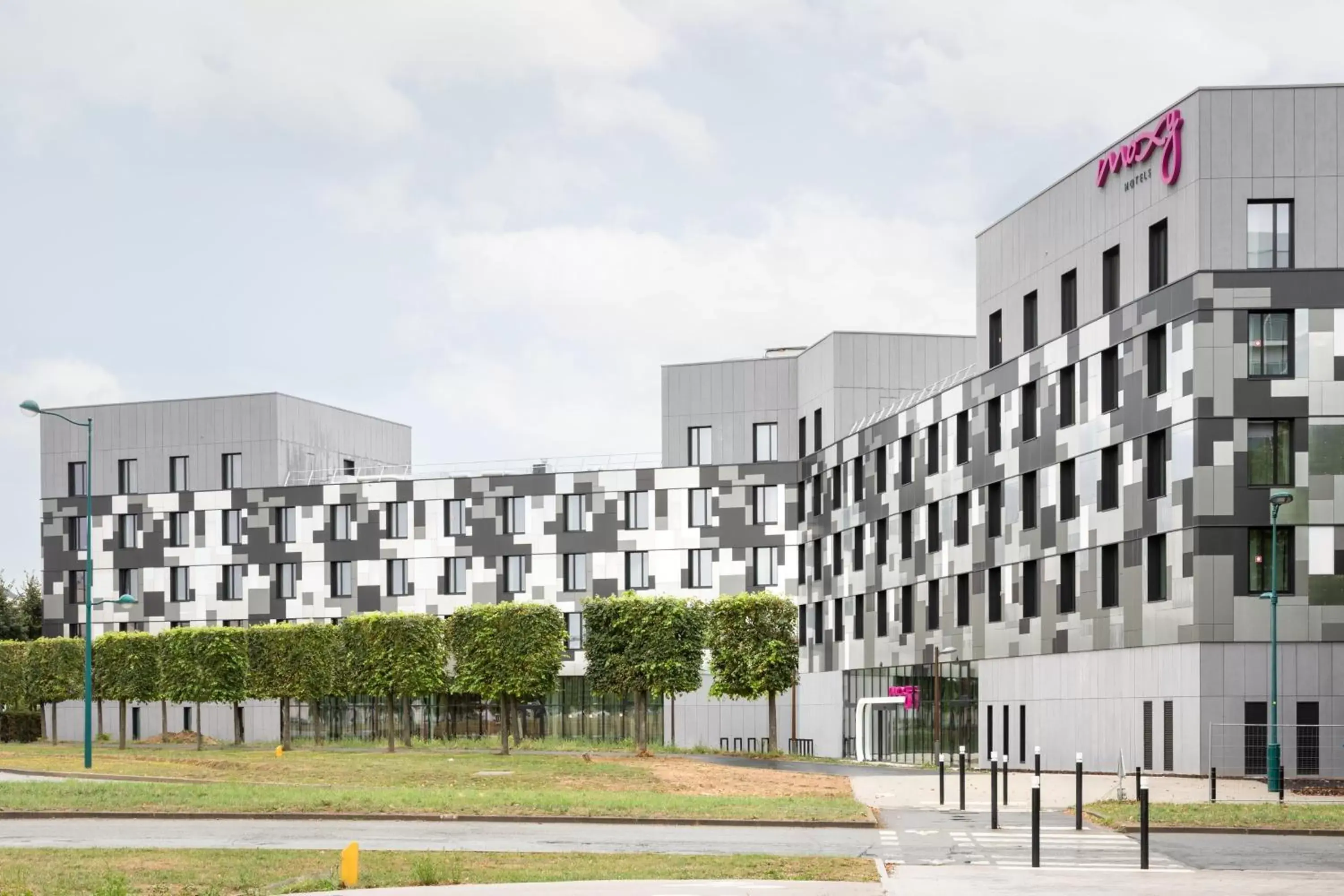 Property Building in Moxy Paris Val d'Europe