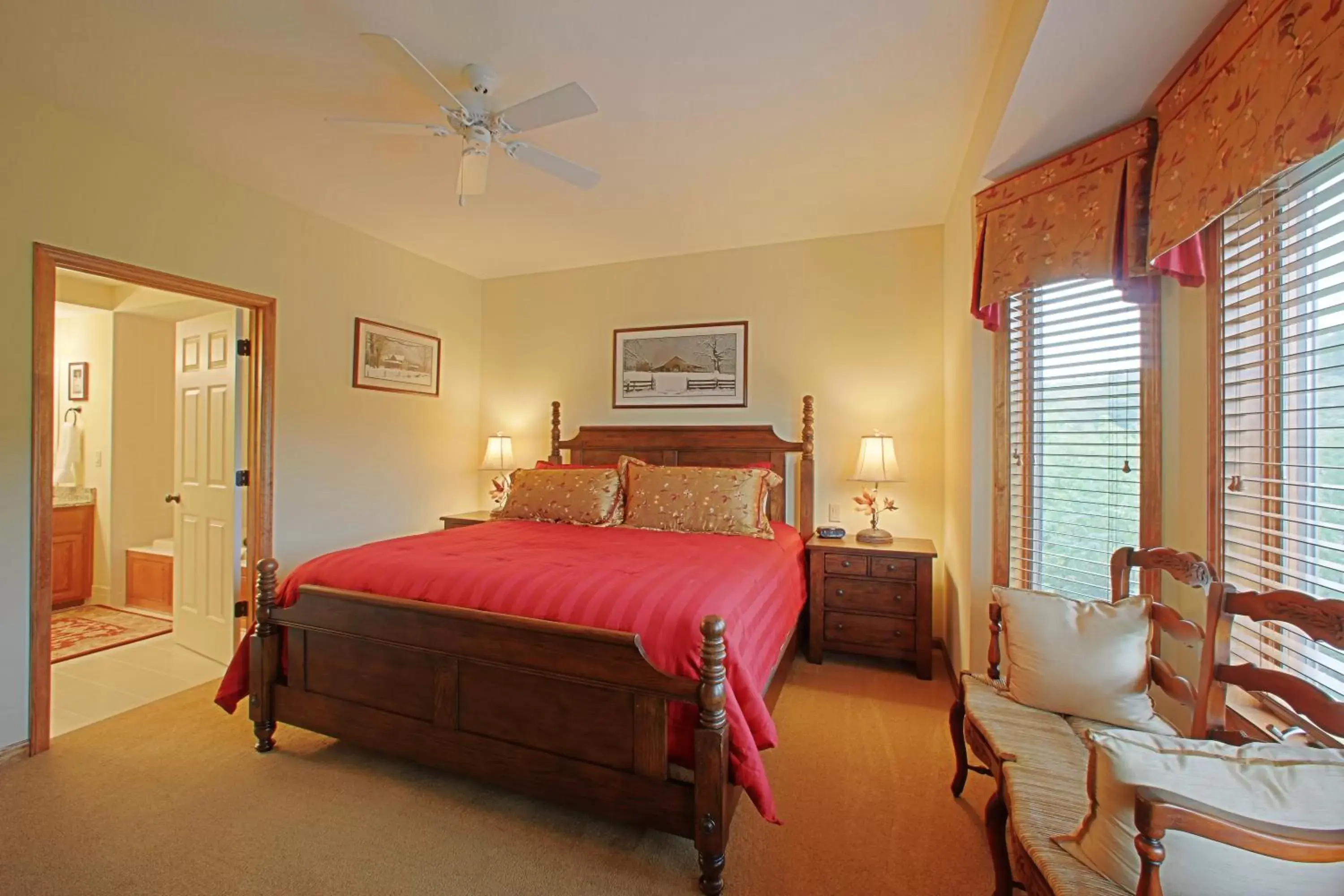 Bedroom, Bed in Chetola Resort Condominiums