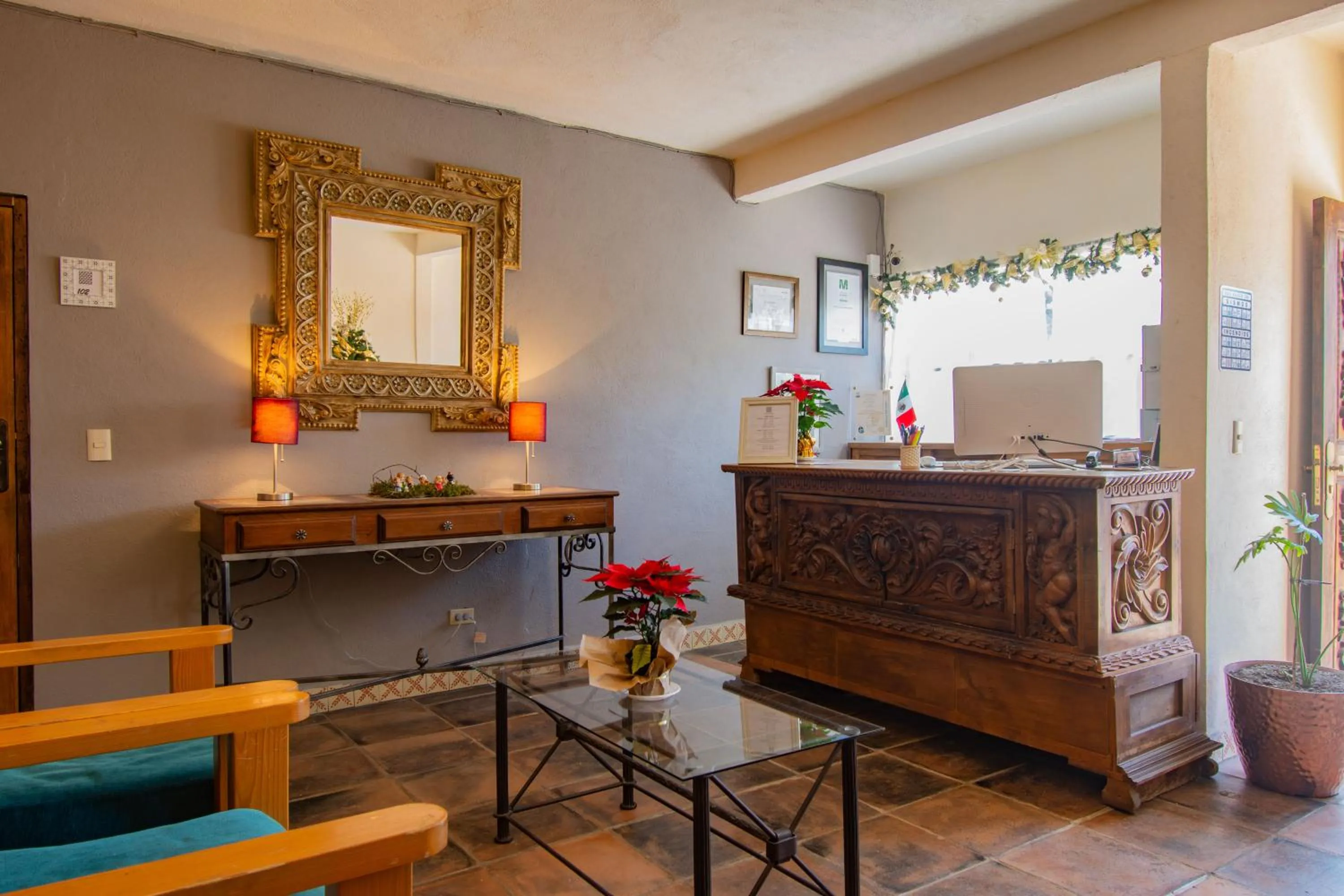 Lobby or reception in Hotel Casa Santamaría