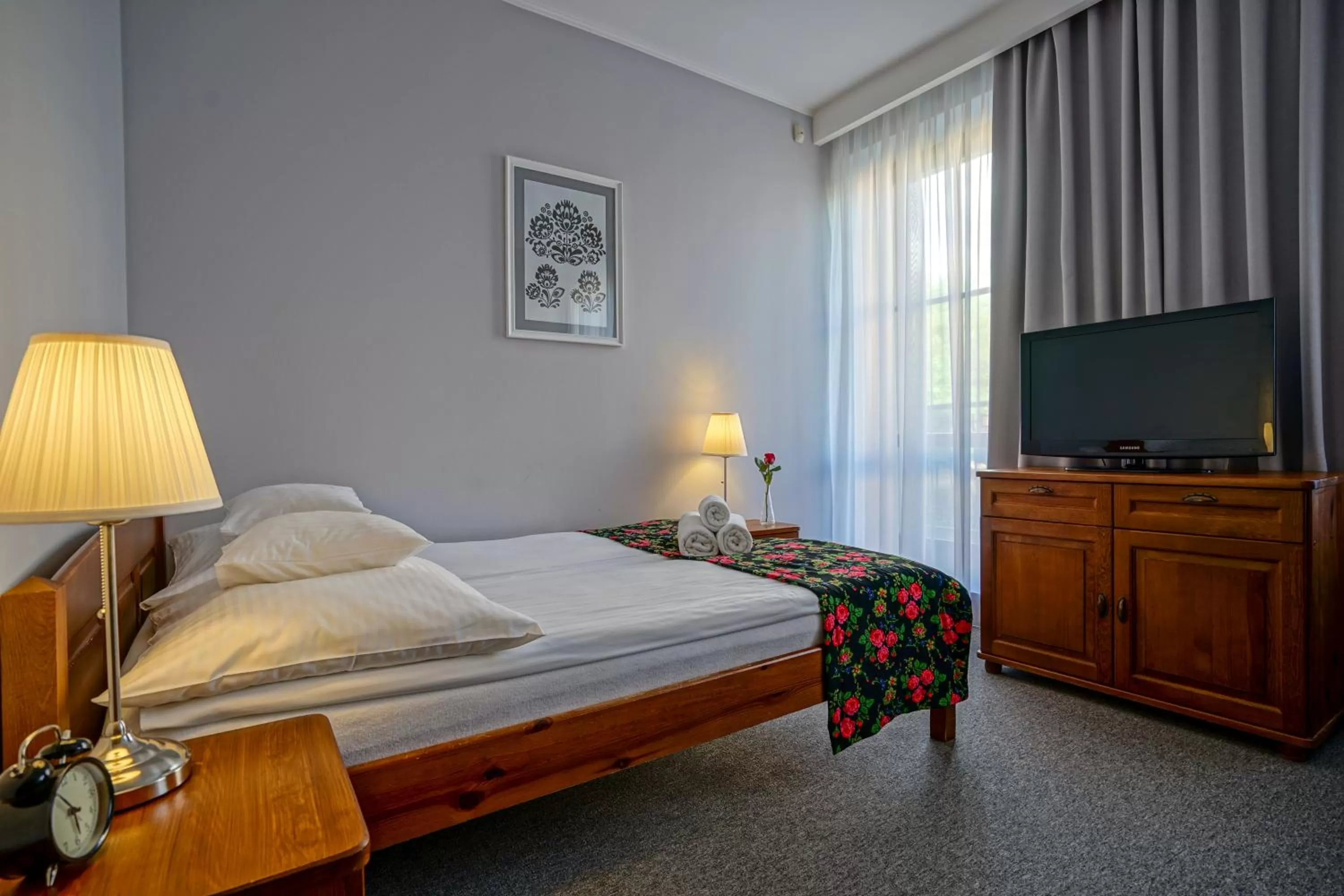Photo of the whole room, Bed in Rezydencja Sienkiewiczówka