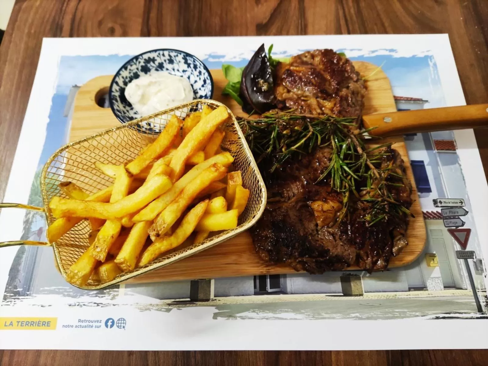 Restaurant/places to eat in La Côte de Lumière