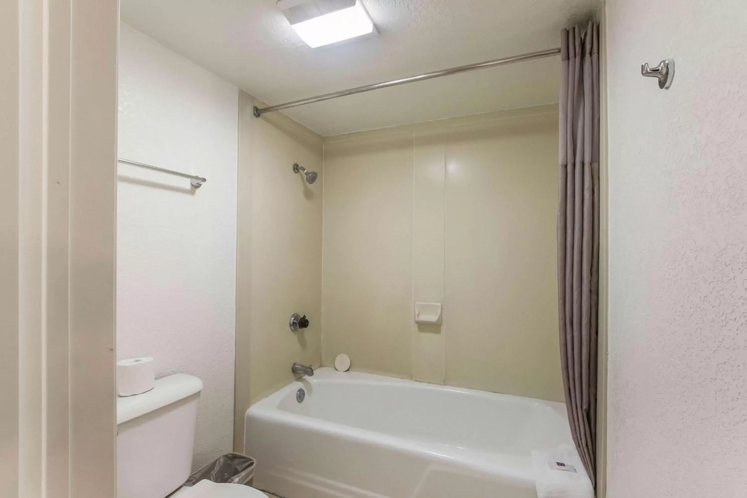Bathroom in Motel 6 Hemet