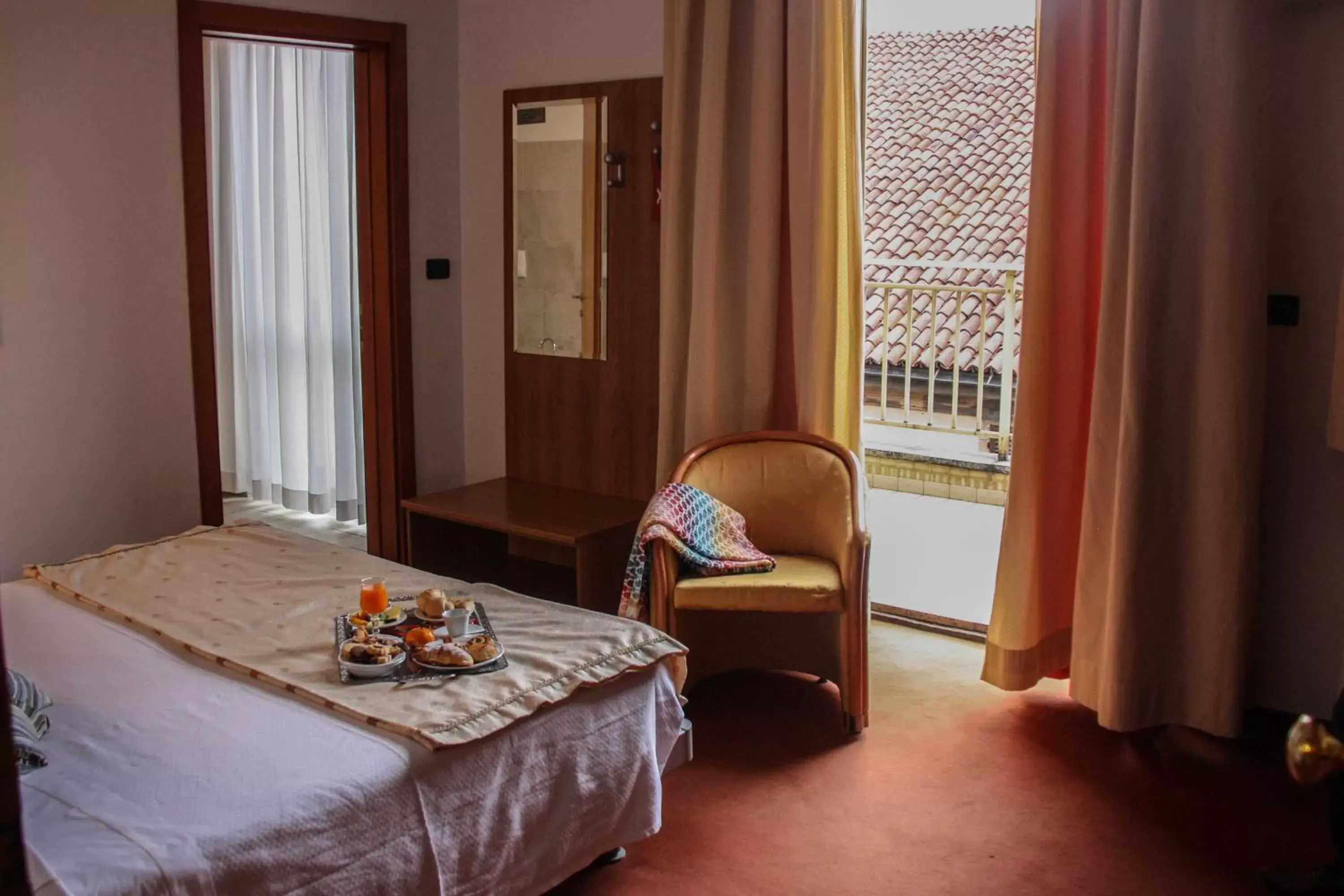 Bedroom, Bed in Hotel Lux Bedroom, Bed in Hotel Lux