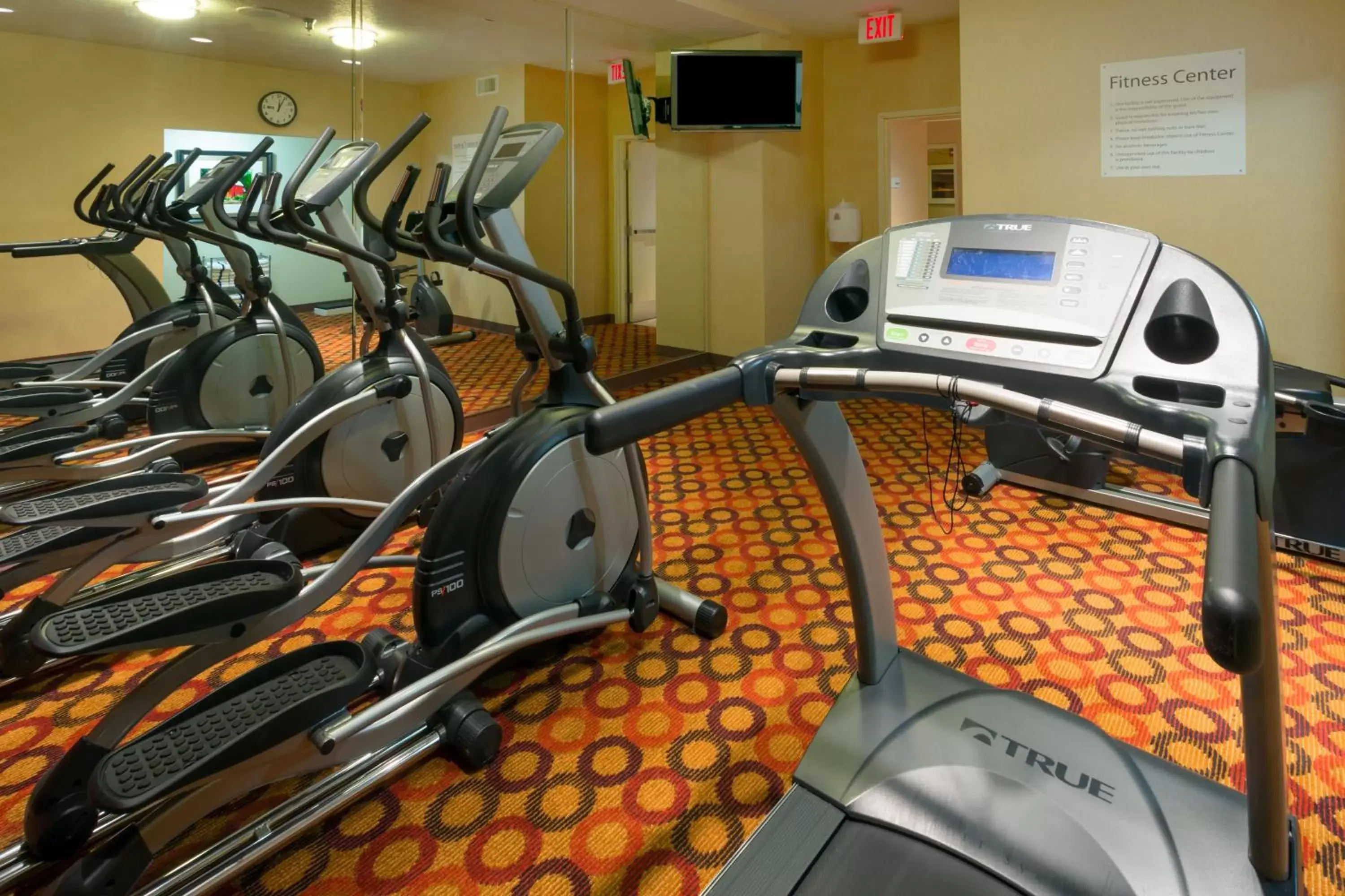 Spa and wellness centre/facilities, Fitness Center/Facilities in Holiday Inn Express Grants Pass, an IHG Hotel
