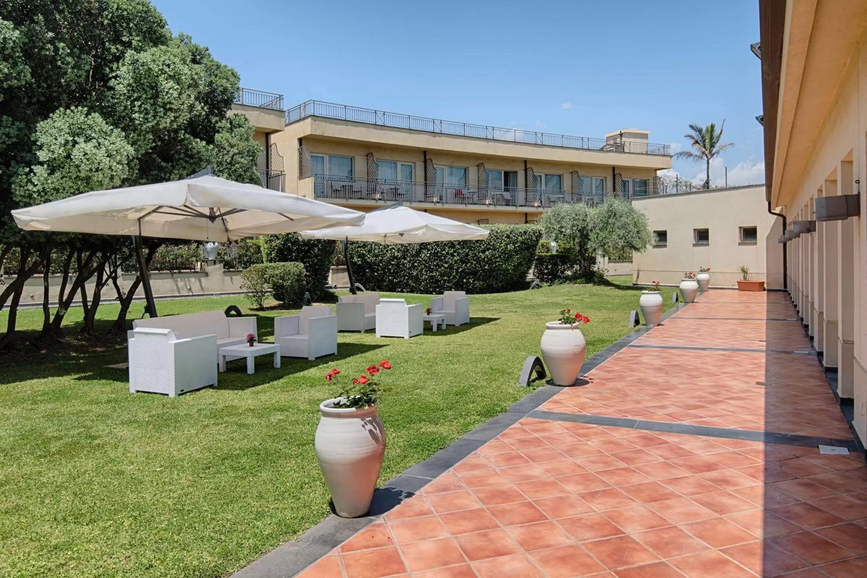 Balcony/Terrace, Property Building in NH Catania Parco degli Aragonesi