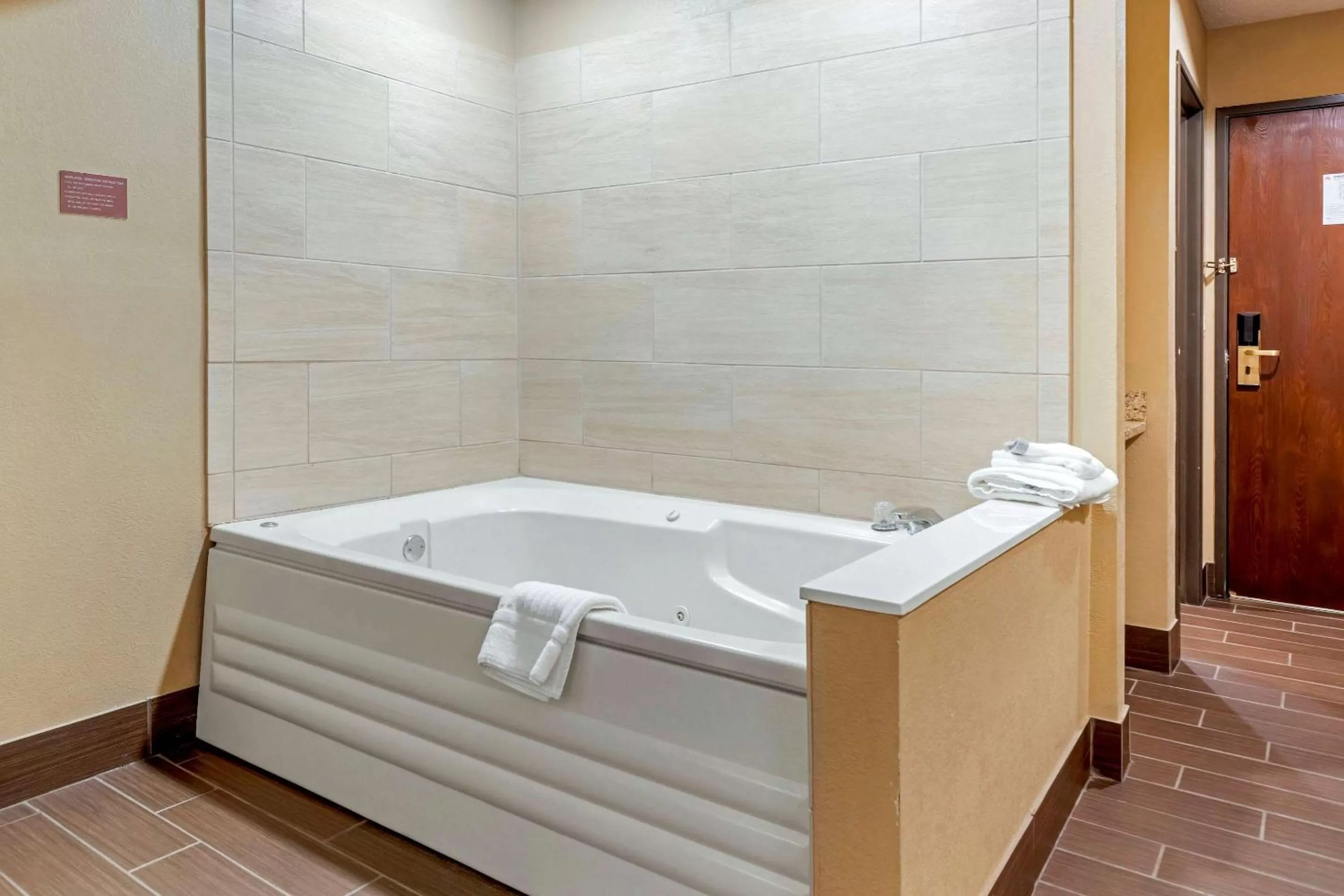 Bedroom in Comfort Inn