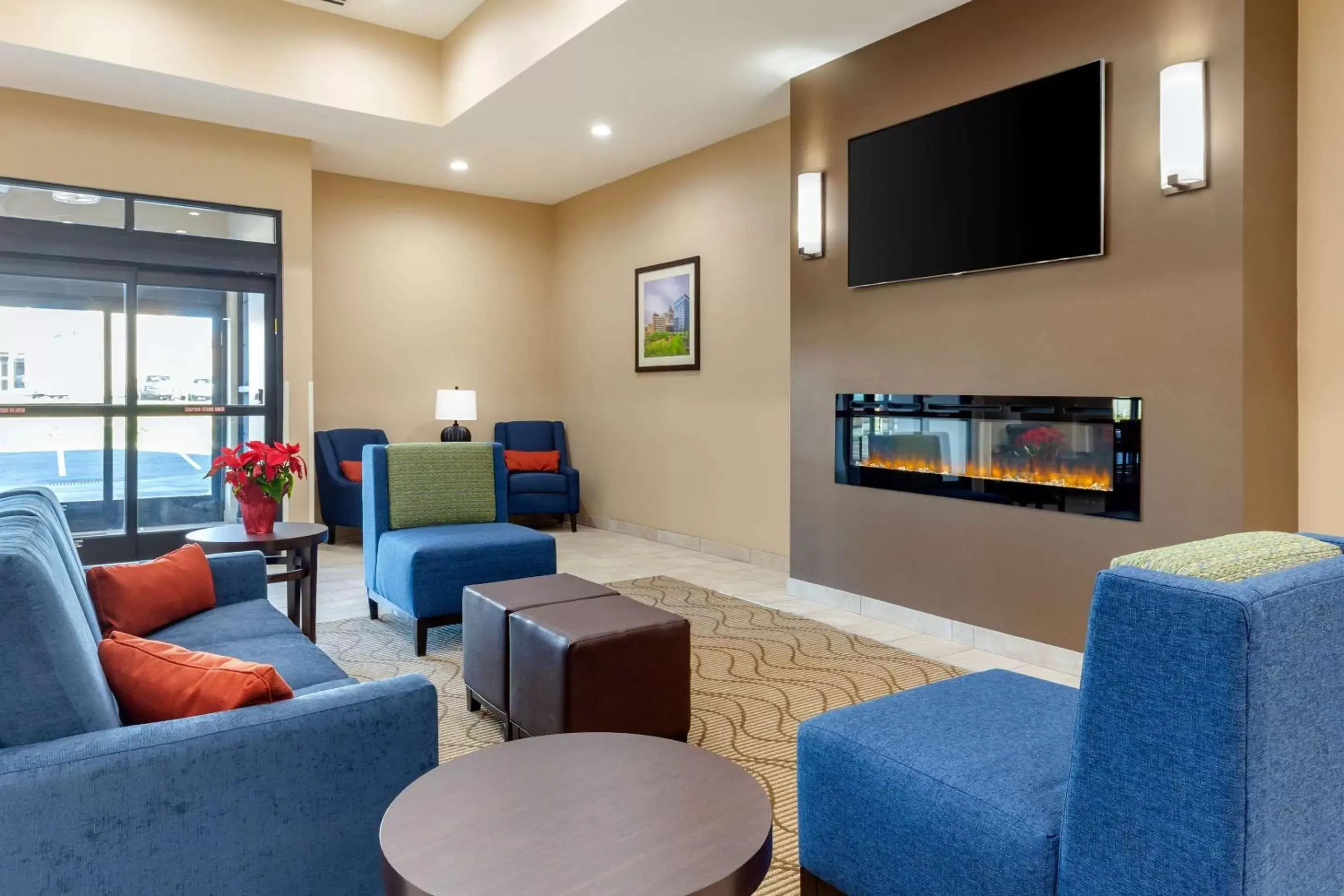 Lobby or reception, Seating Area in Comfort Suites Greensboro-High Point