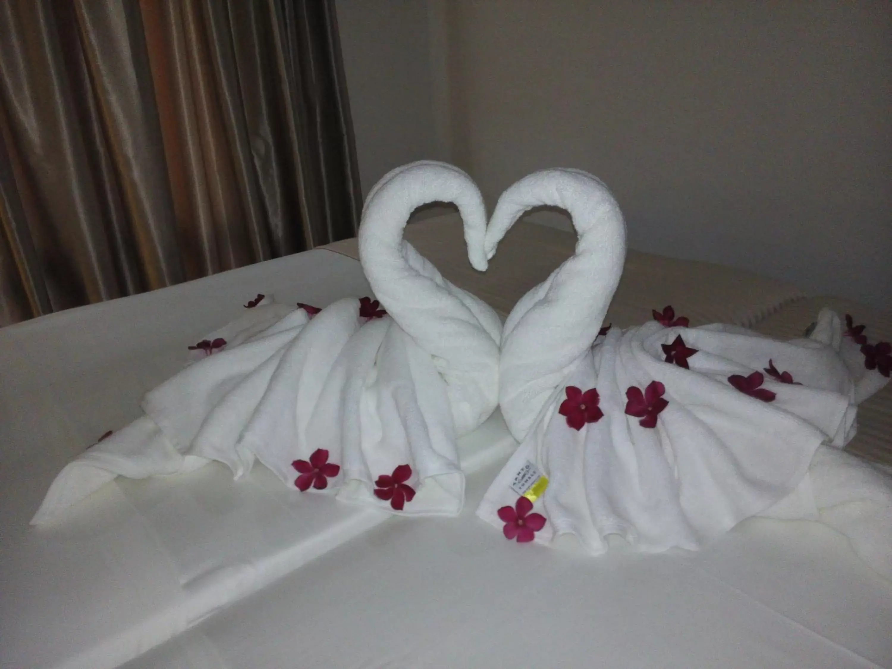 Decorative detail, Bed in Inlak Garden Hotel Decorative detail, Bed in Inlak Garden Hotel