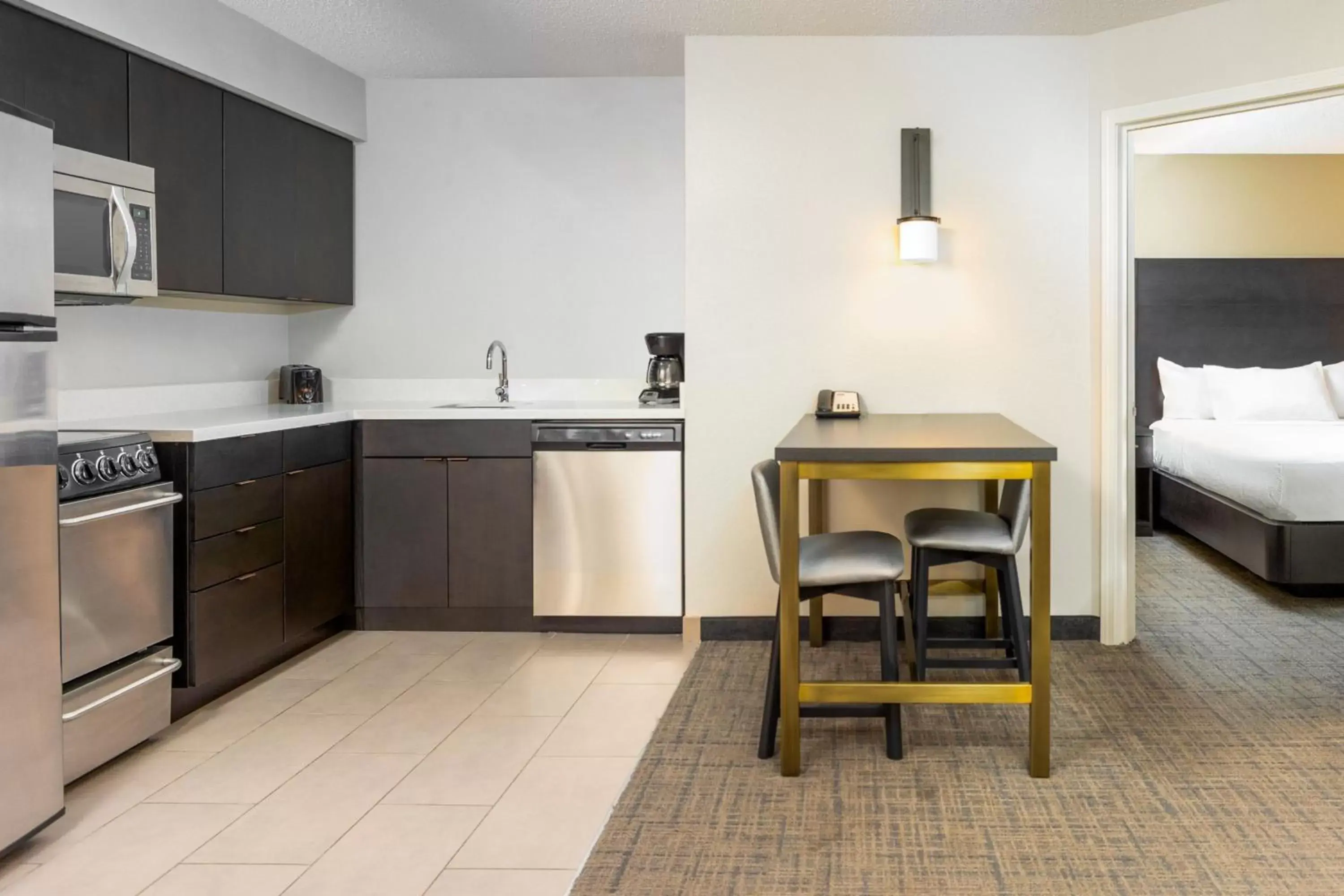 Kitchen or kitchenette, Kitchen/Kitchenette in Residence Inn by Marriott North Little Rock