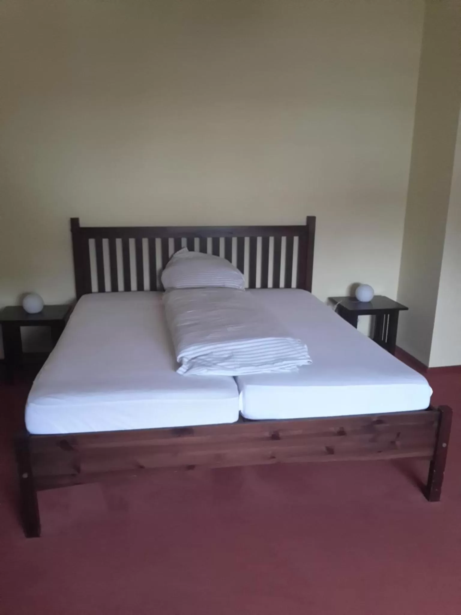 Bed in Hotel Zum Schwanen