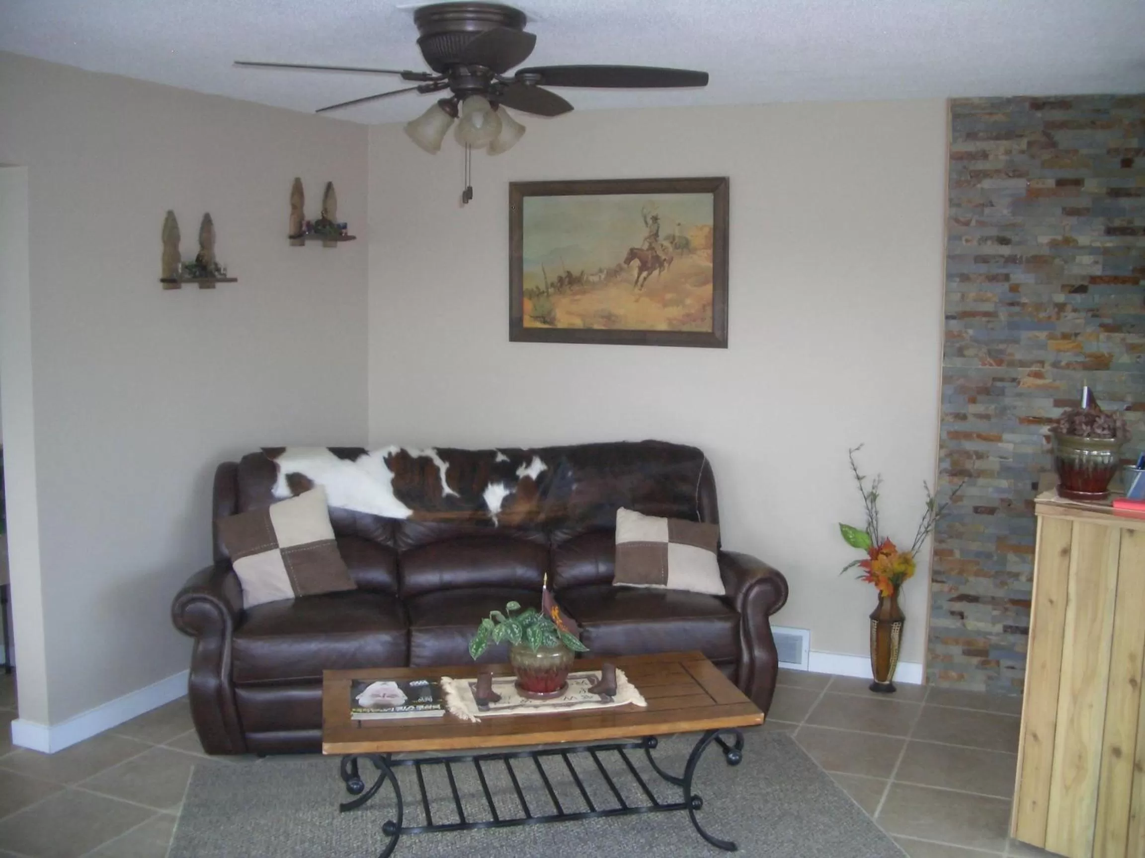 Lobby or reception in Laramie Valley Inn