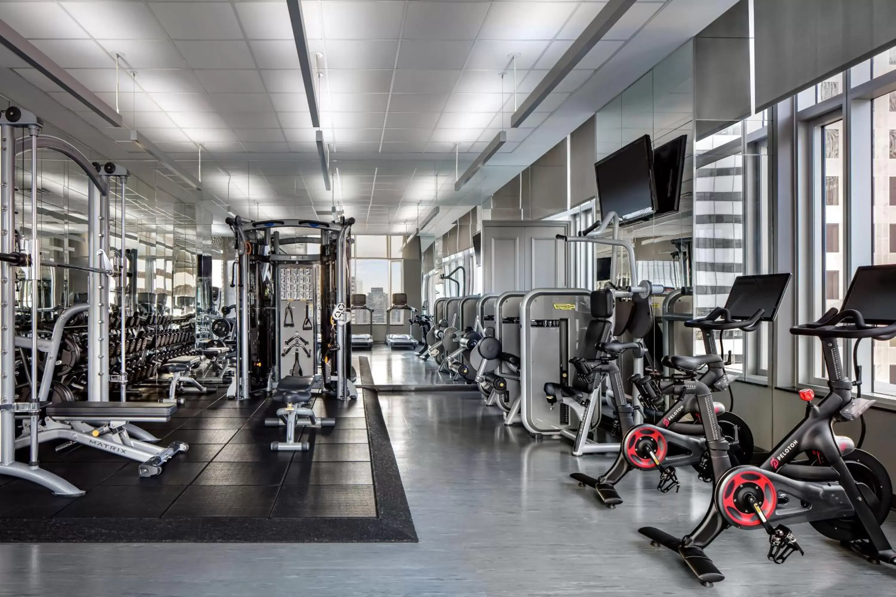 Fitness centre/facilities, Fitness Center/Facilities in The St. Regis Toronto