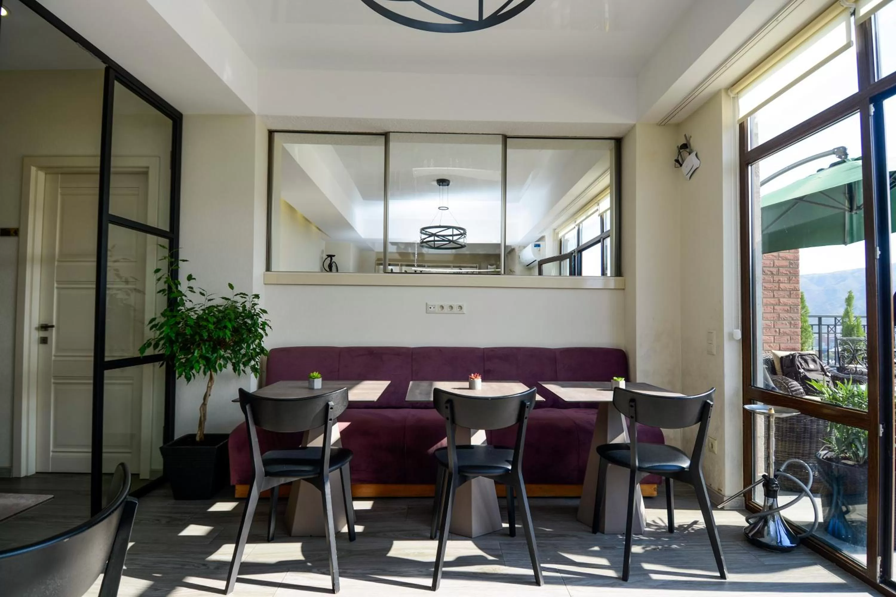 Dining area in Hotel Avlabari Terrace