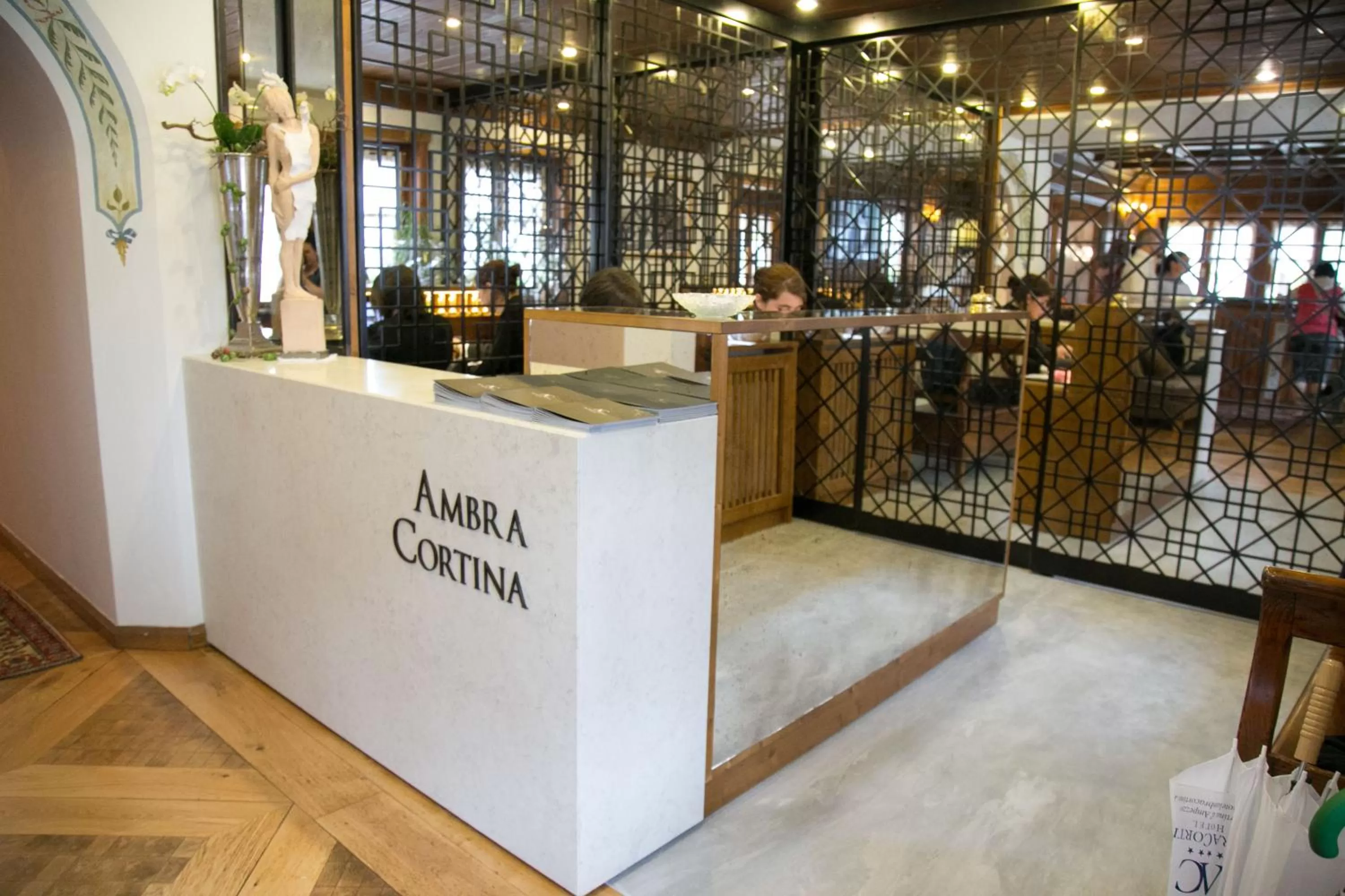 Lobby or reception in Ambra Cortina Luxury&Fashion Hotel