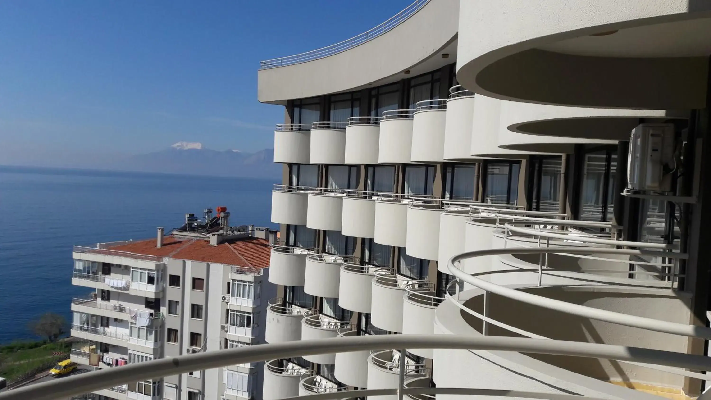 Mountain view, Property Building in Cender Hotel