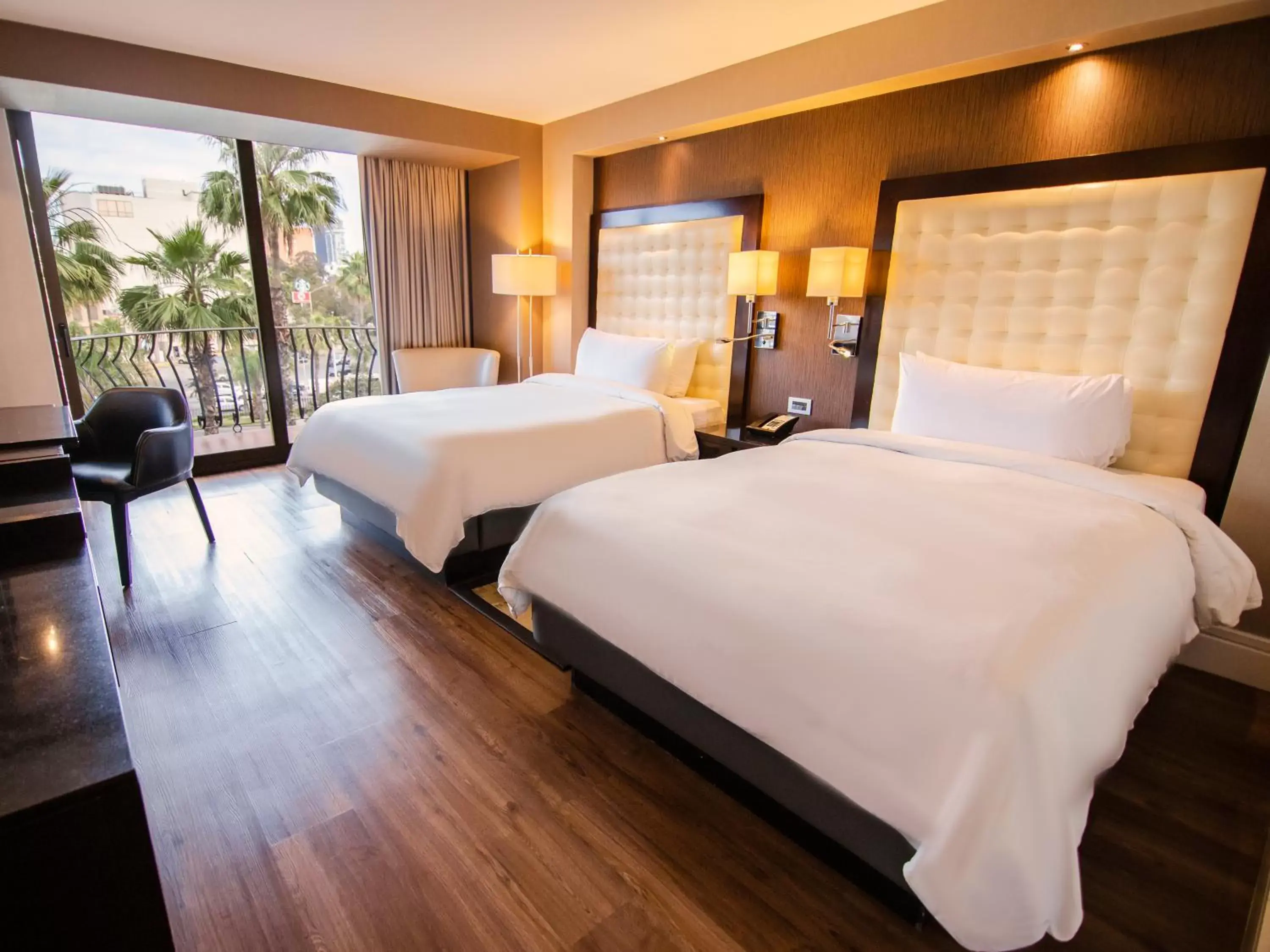 Bed in Hotel Lucerna Tijuana