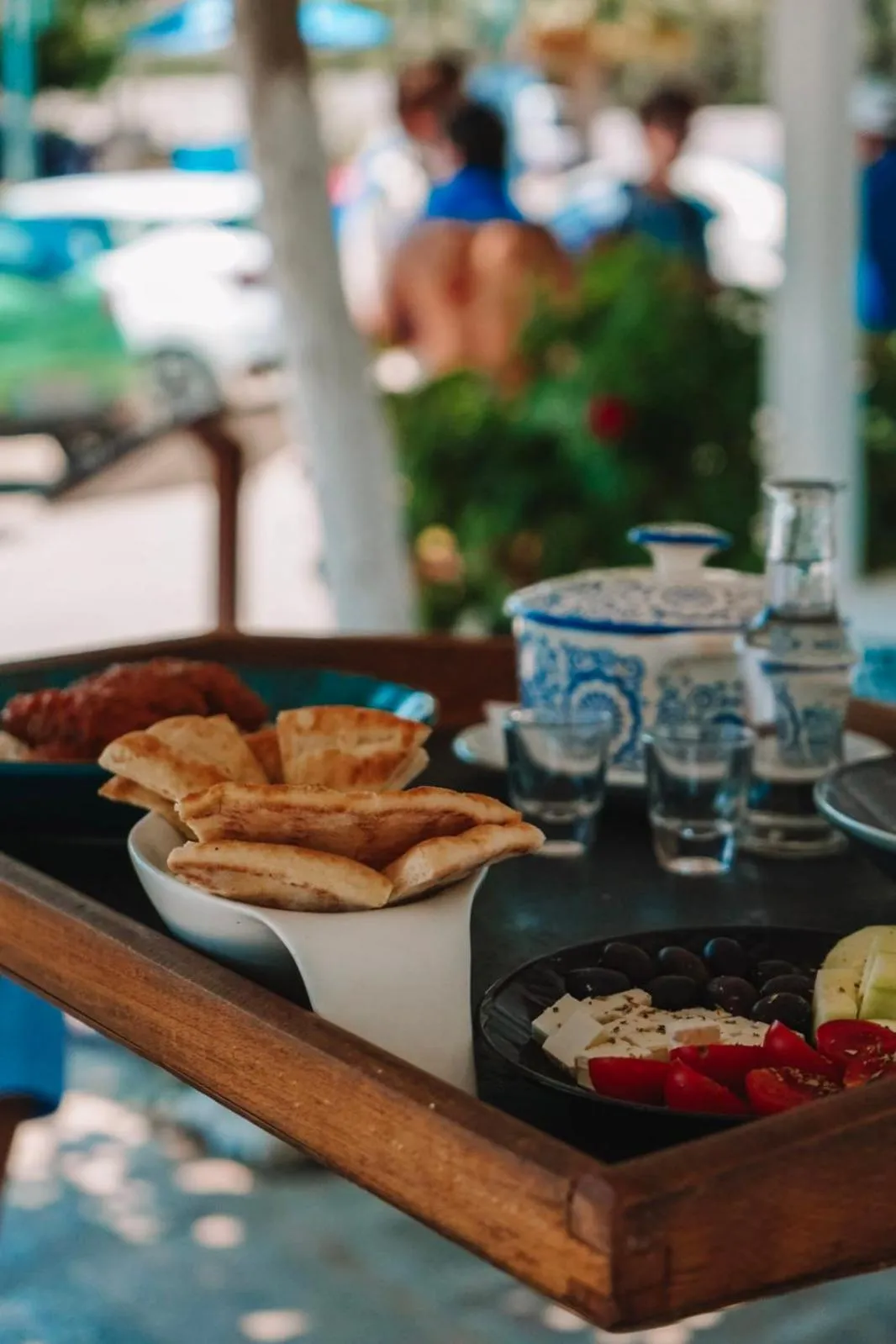 Restaurant/places to eat in Faedra Beach