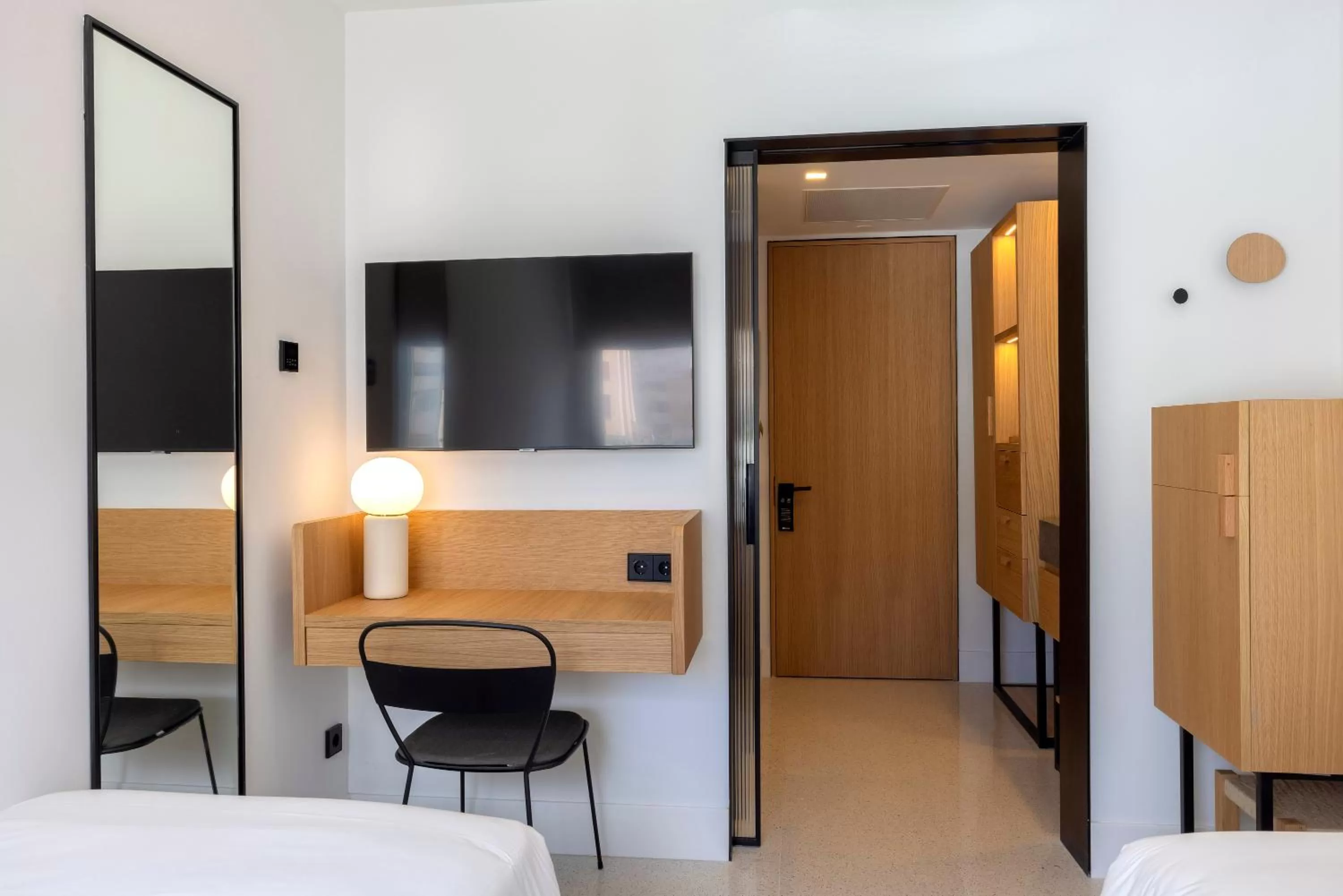 Seating area, Bed in HM Palma Blanc