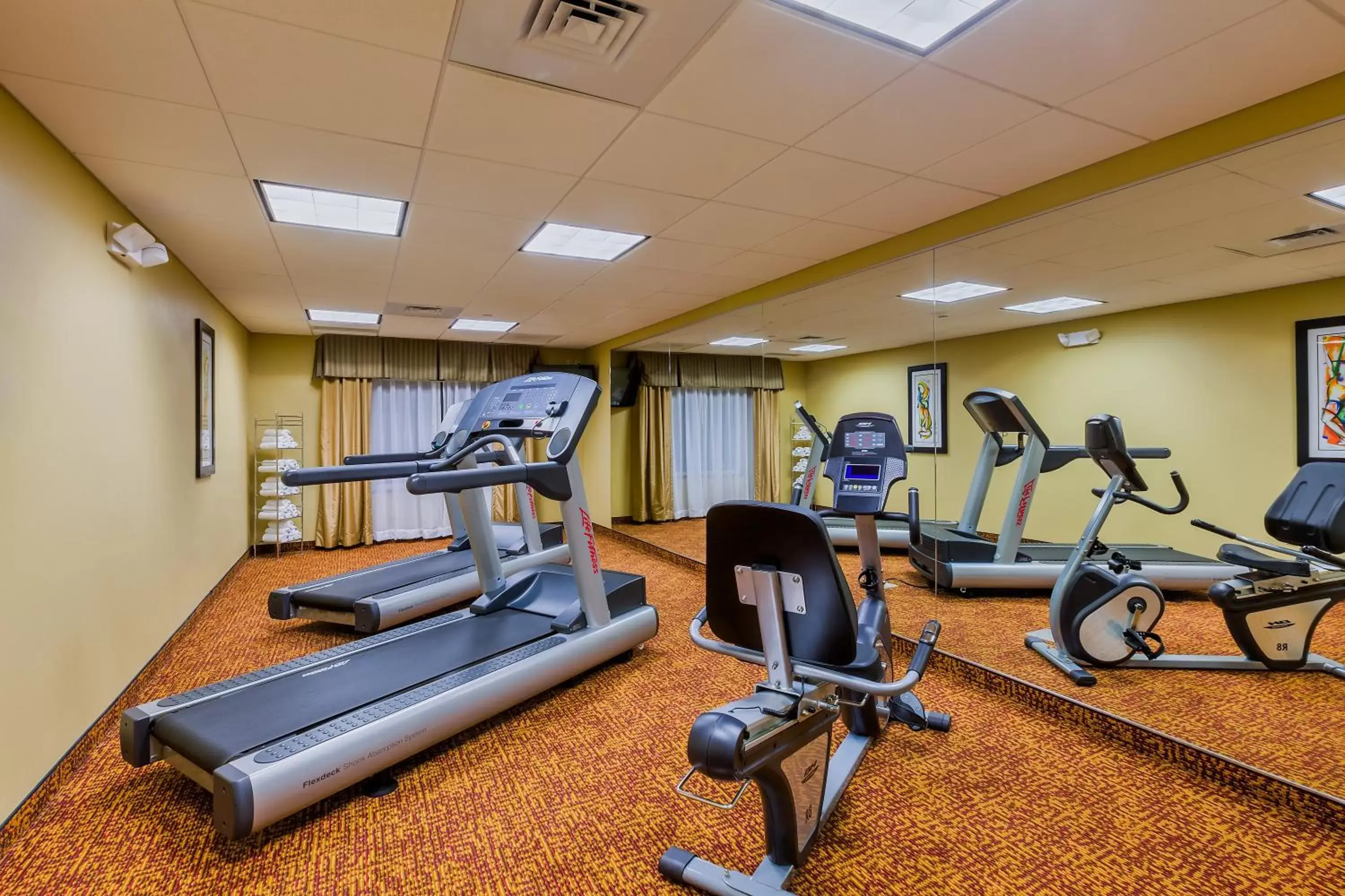 Fitness centre/facilities, Fitness Center/Facilities in Holiday Inn Express Hotel & Suites Salina, an IHG Hotel