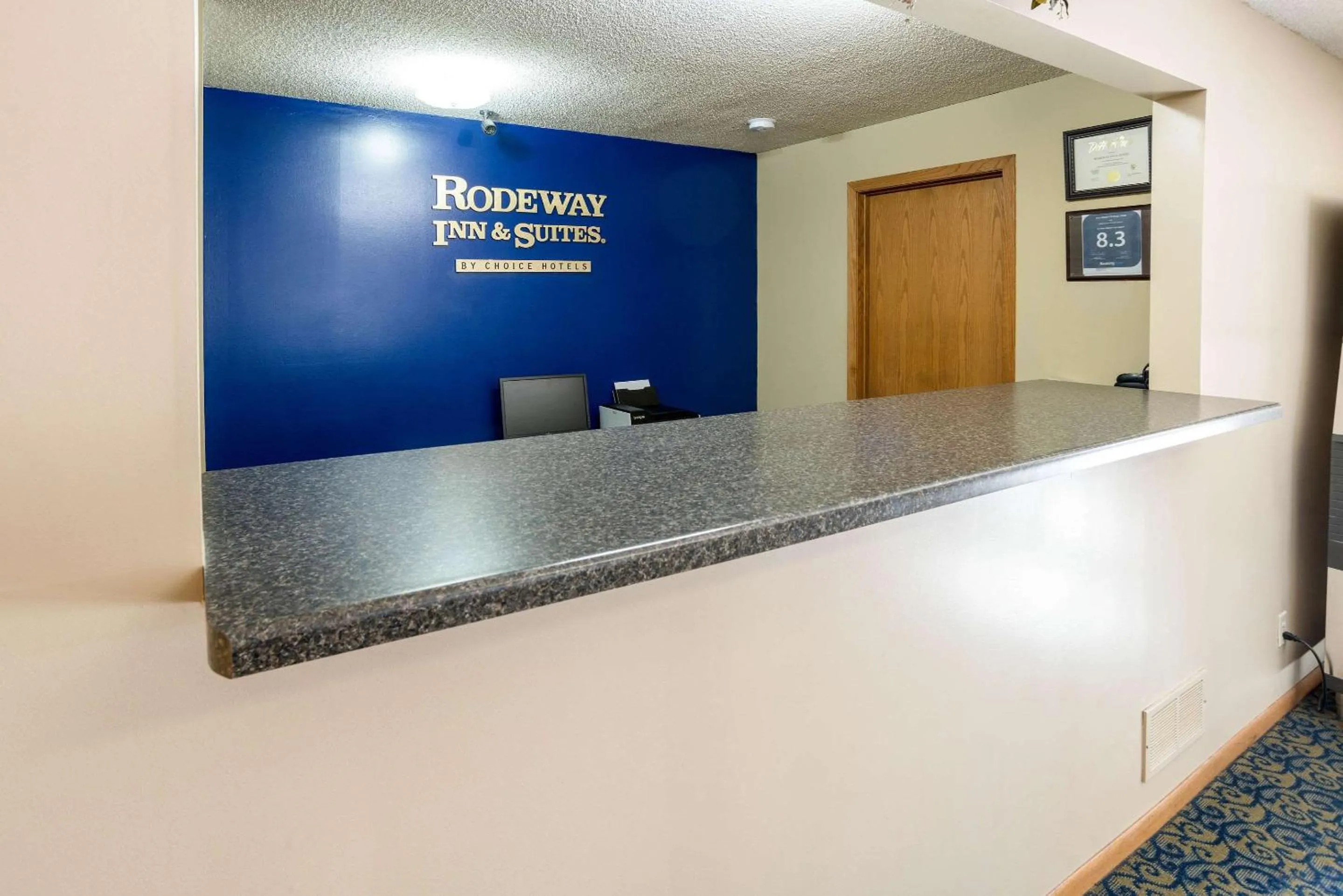 Lobby or reception in Rodeway Inn & Suites
