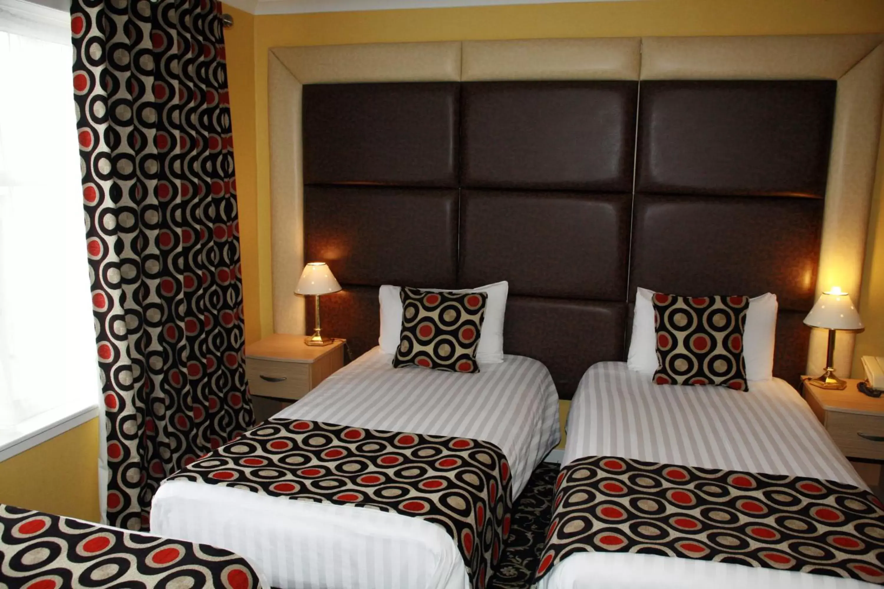 Standard Twin Room in The Imperial Hotel