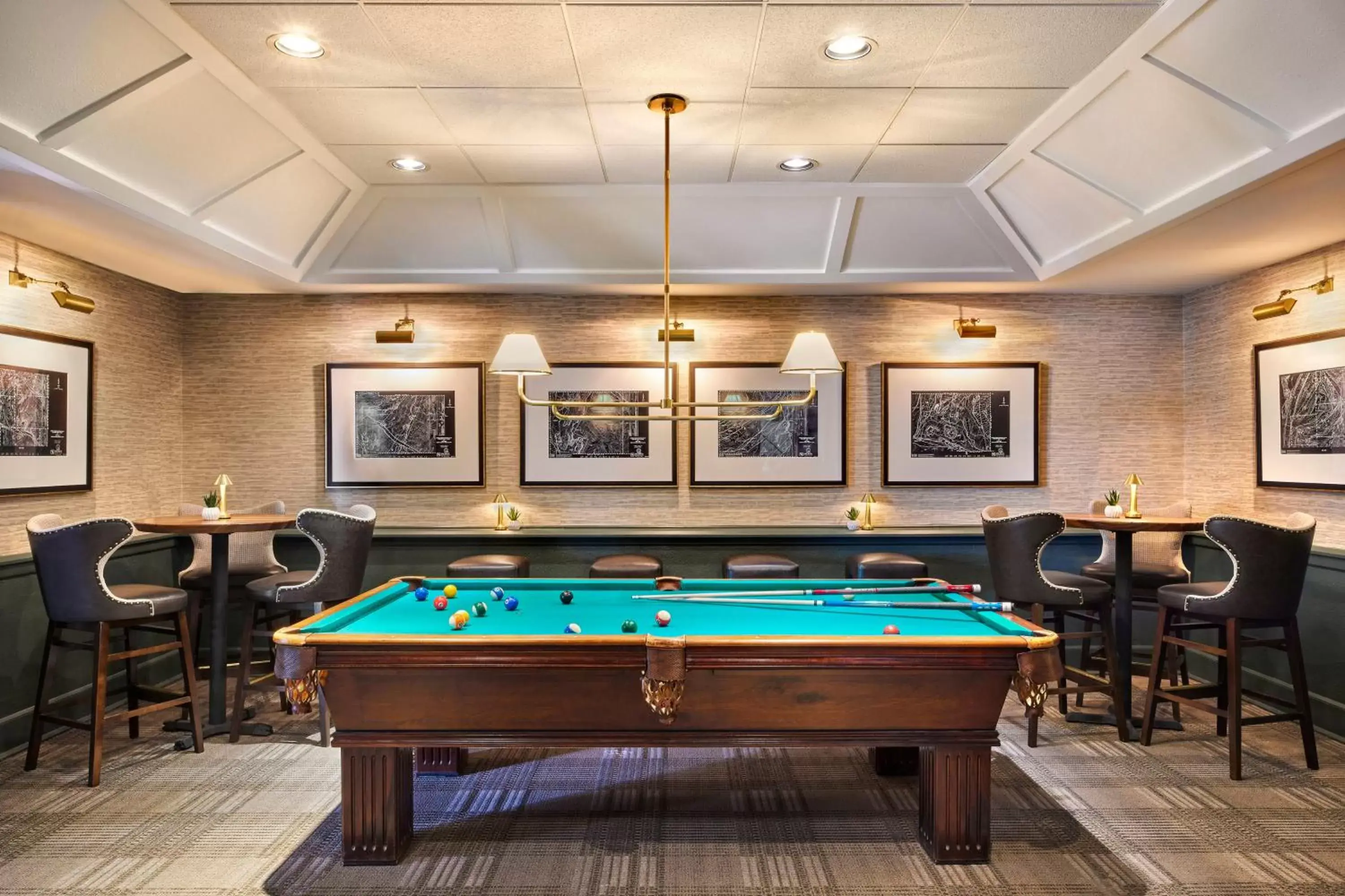 Restaurant/places to eat, Billiards in Omni Tucson National Resort