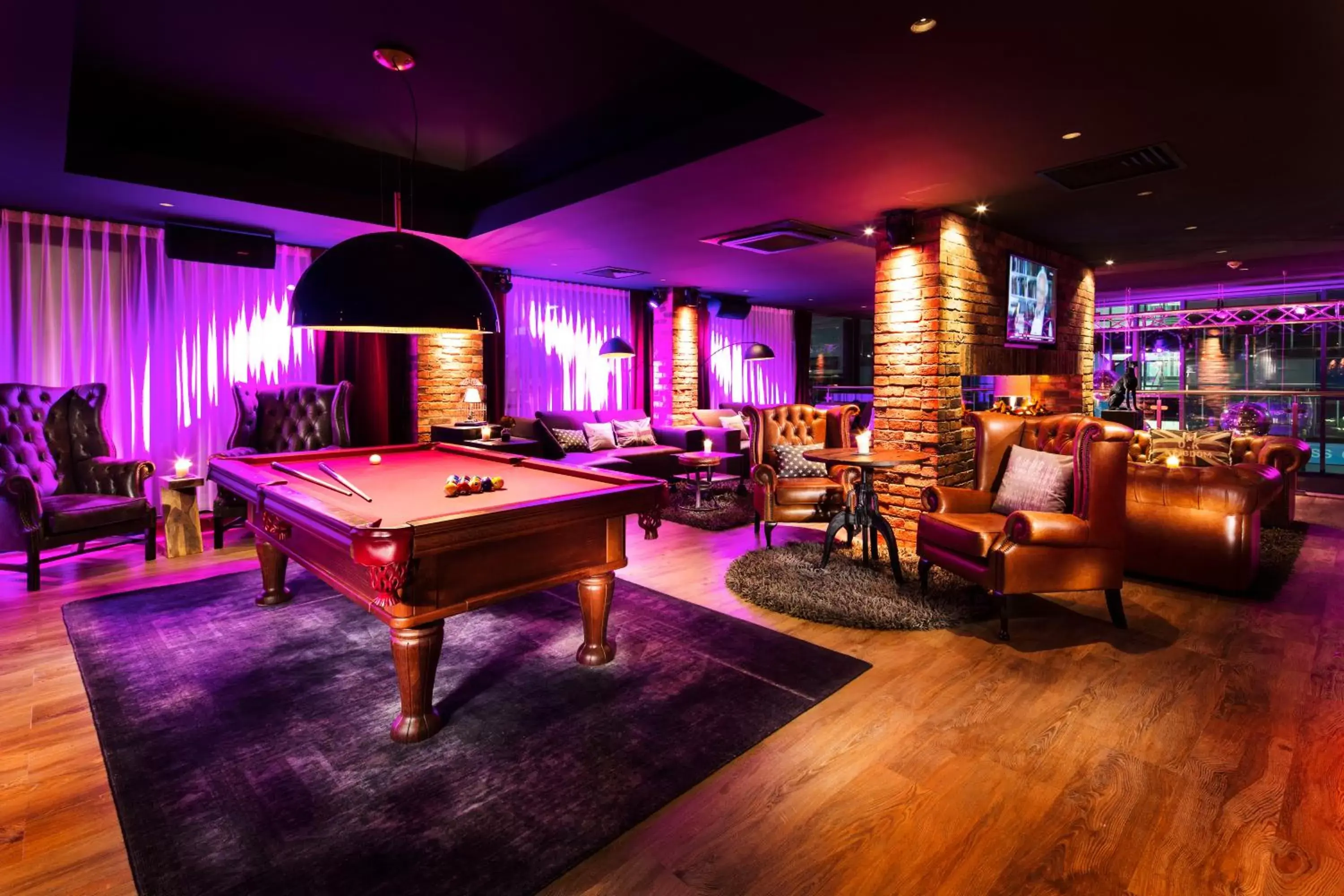 Communal lounge/ TV room, Billiards in pentahotel Birmingham