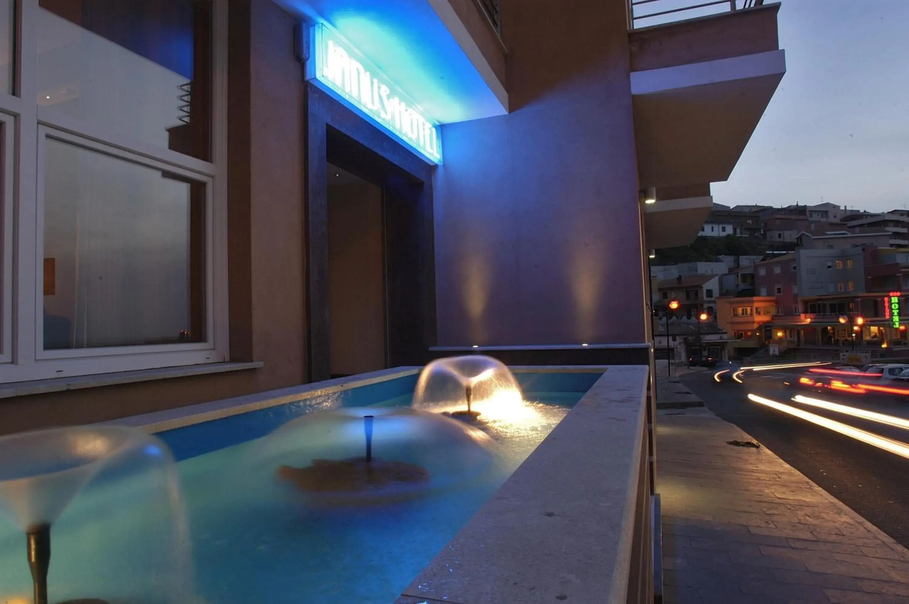 Facade/entrance, Swimming Pool in Janus Hotel