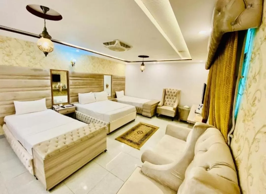 HOTEL DE SMART Multan