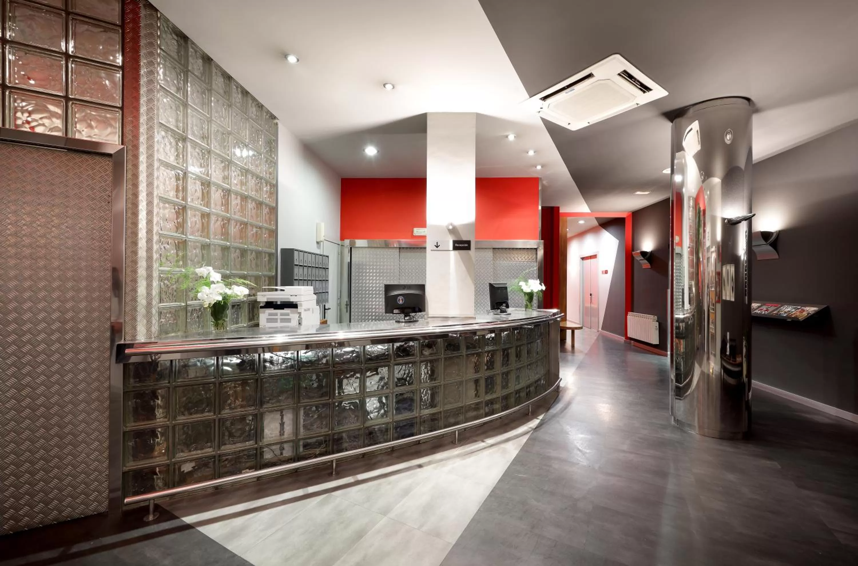 Lobby or reception in Exe Hotel El Magistral