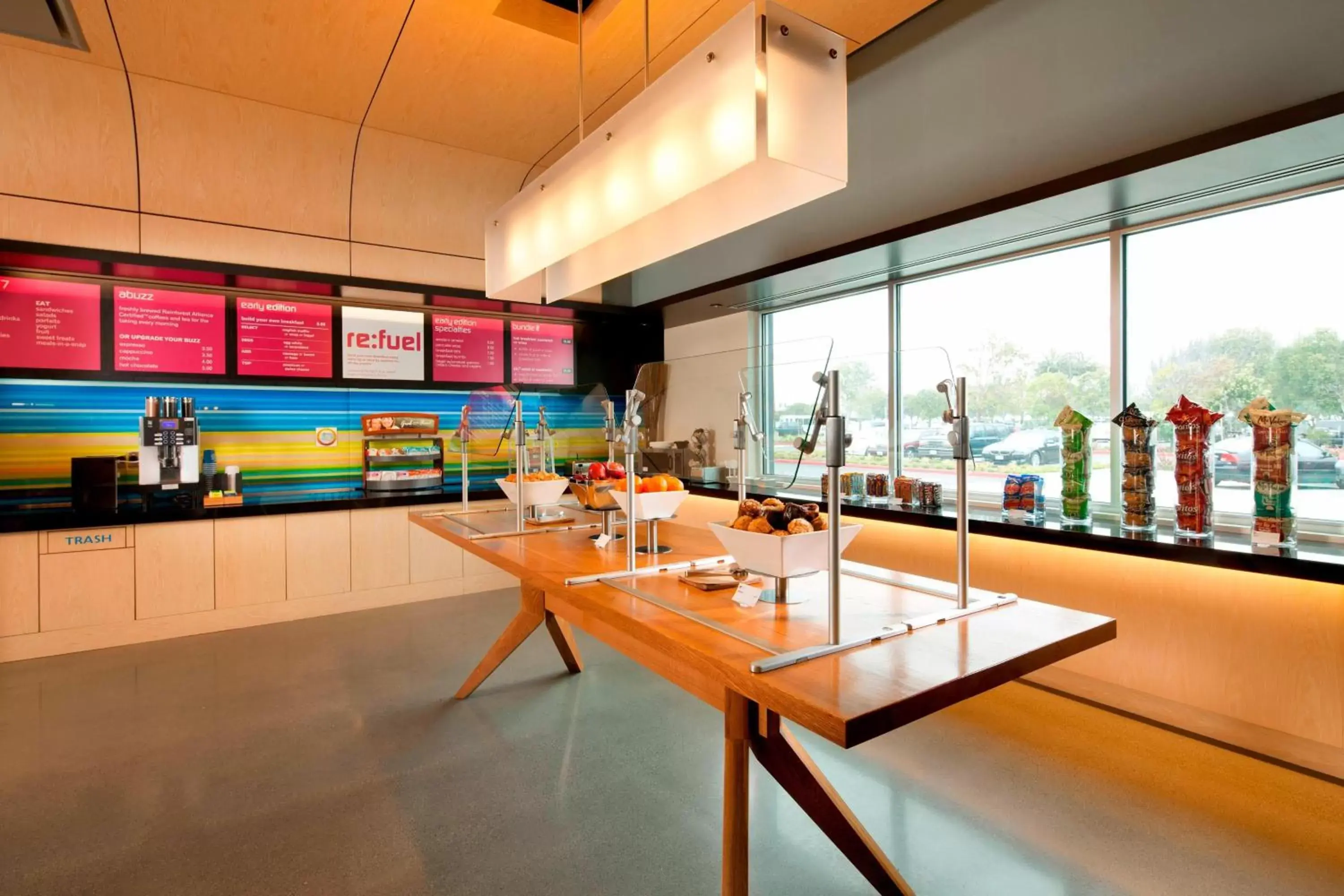 Restaurant/places to eat in Aloft San Francisco Airport