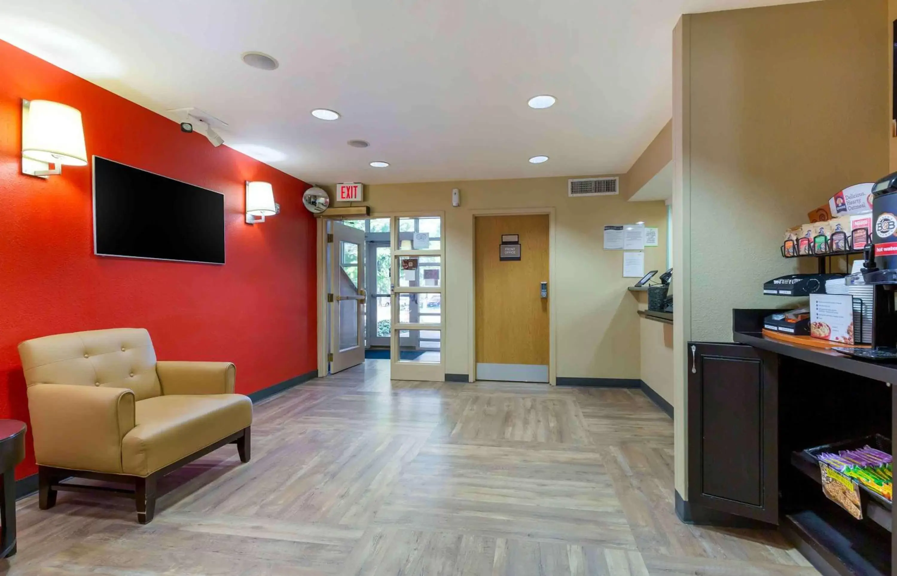 Lobby or reception, Lobby/Reception in Extended Stay America Suites - Washington, DC - Fairfax