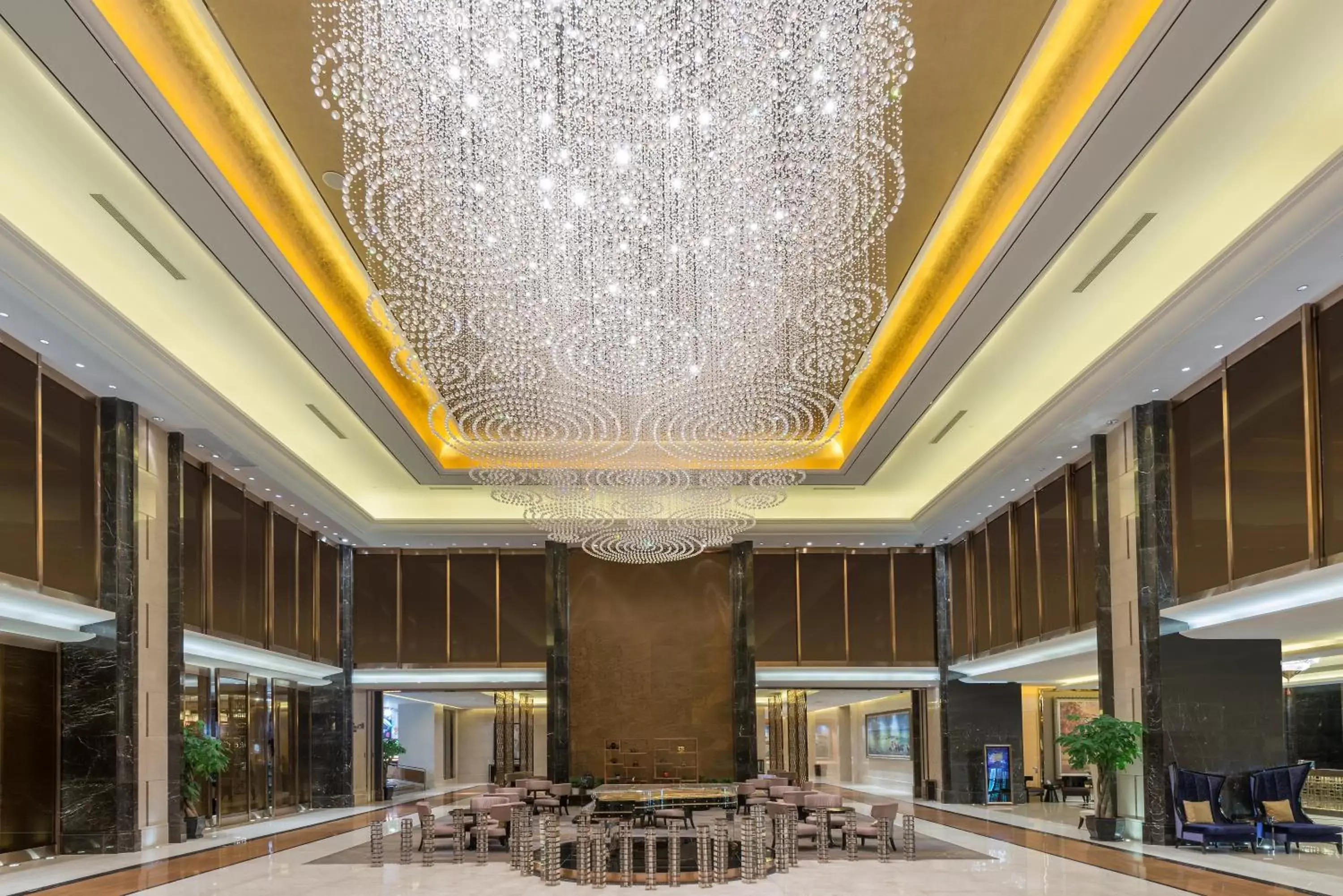 Property building in Crowne Plaza Hotel Lanzhou, an IHG Hotel