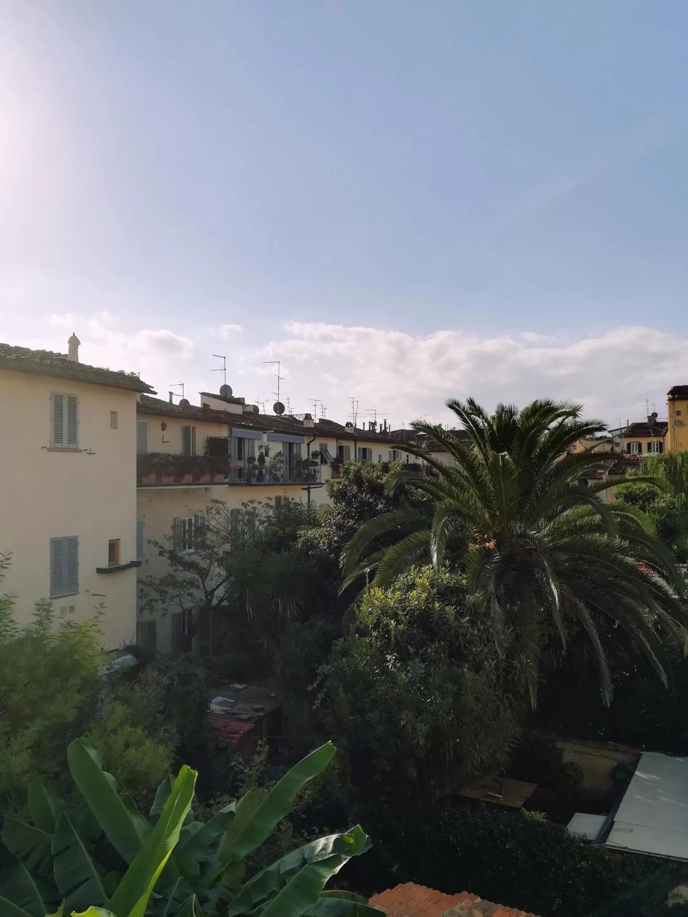 Inner courtyard view in In San Frediano B&B