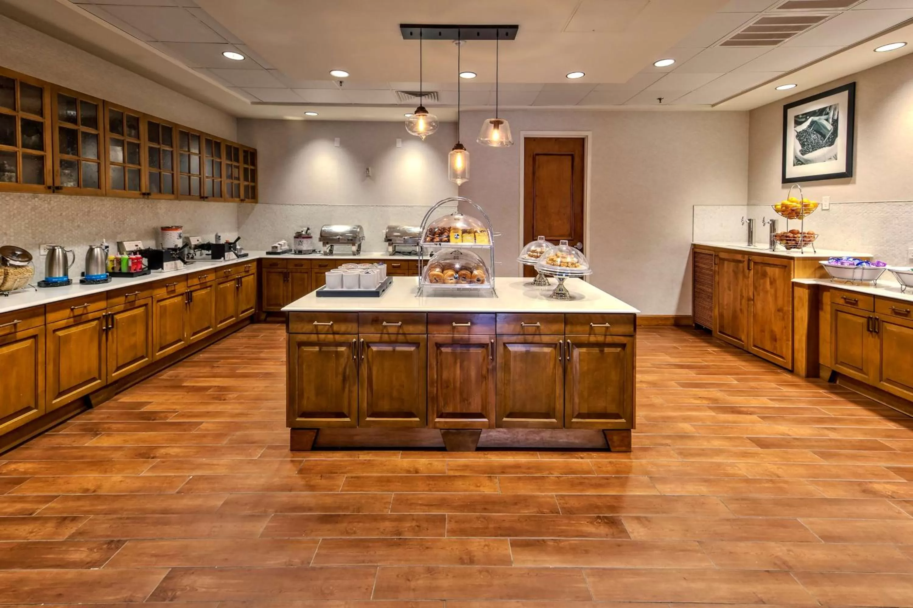 Dining area in Hampton Inn & Suites Austin - Downtown