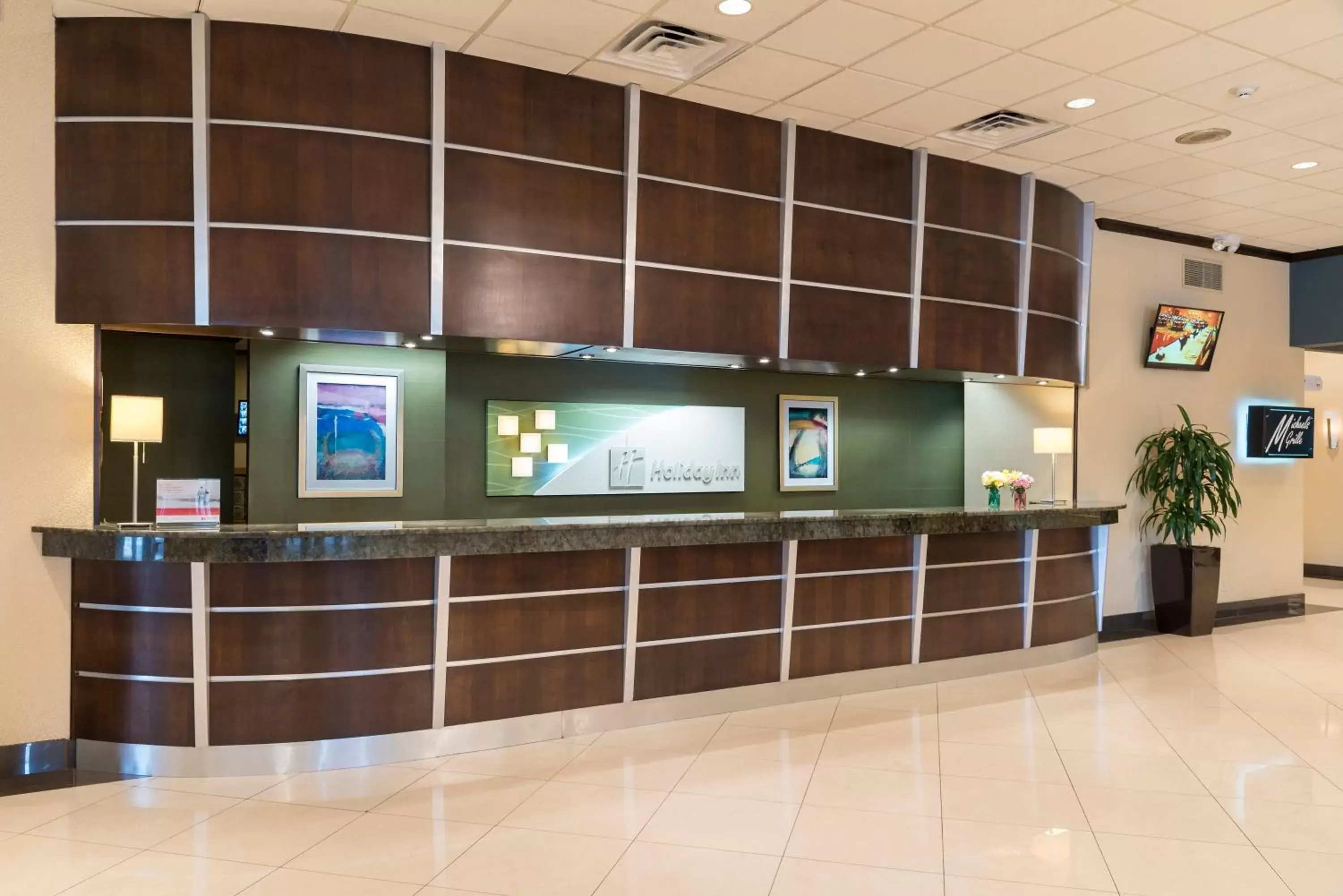 Lobby or reception, Lobby/Reception in Holiday Inn Cleveland - South Independence, an IHG Hotel