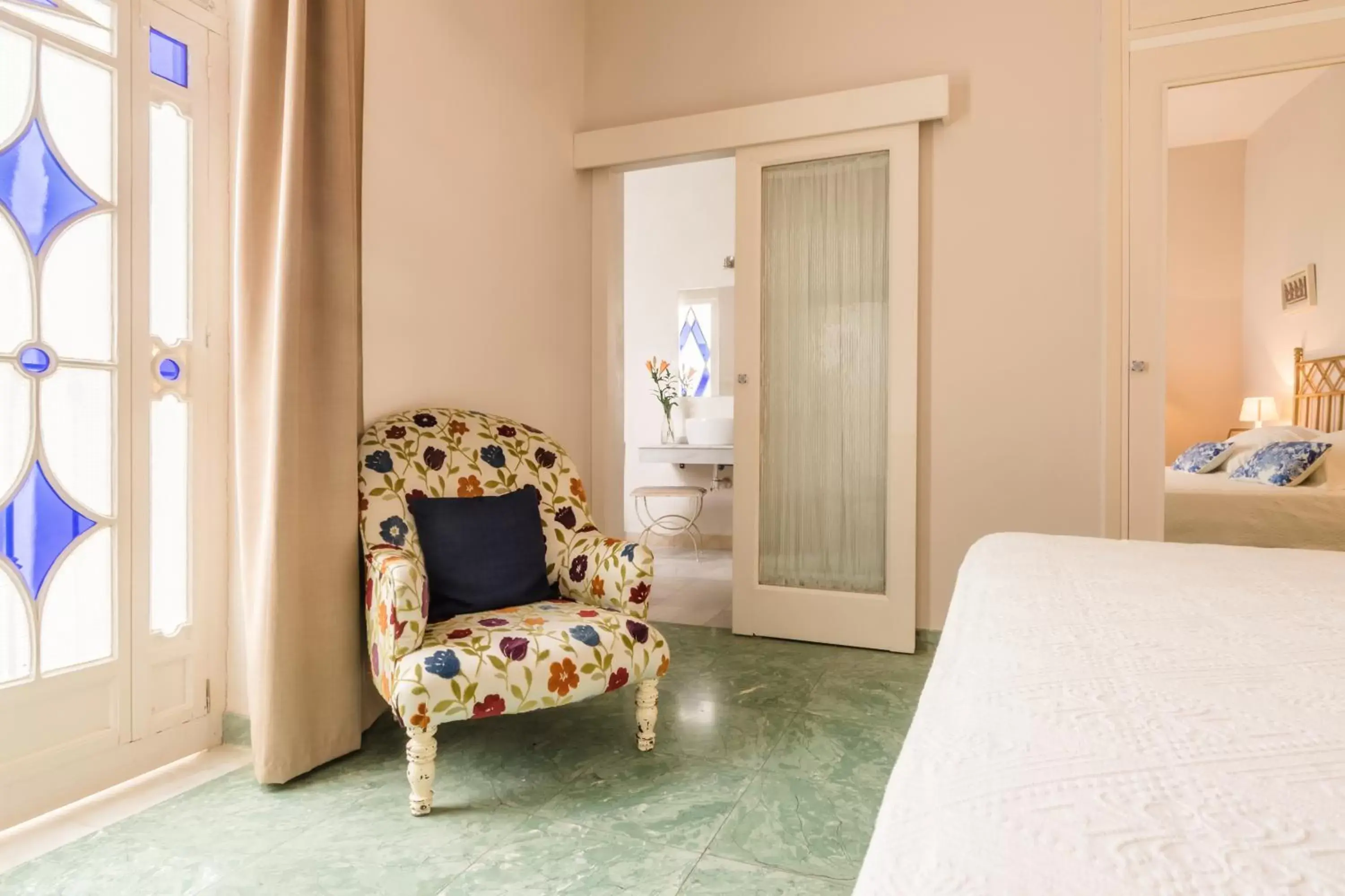 Decorative detail, Seating Area in Hotel Boutique Casa de Colón