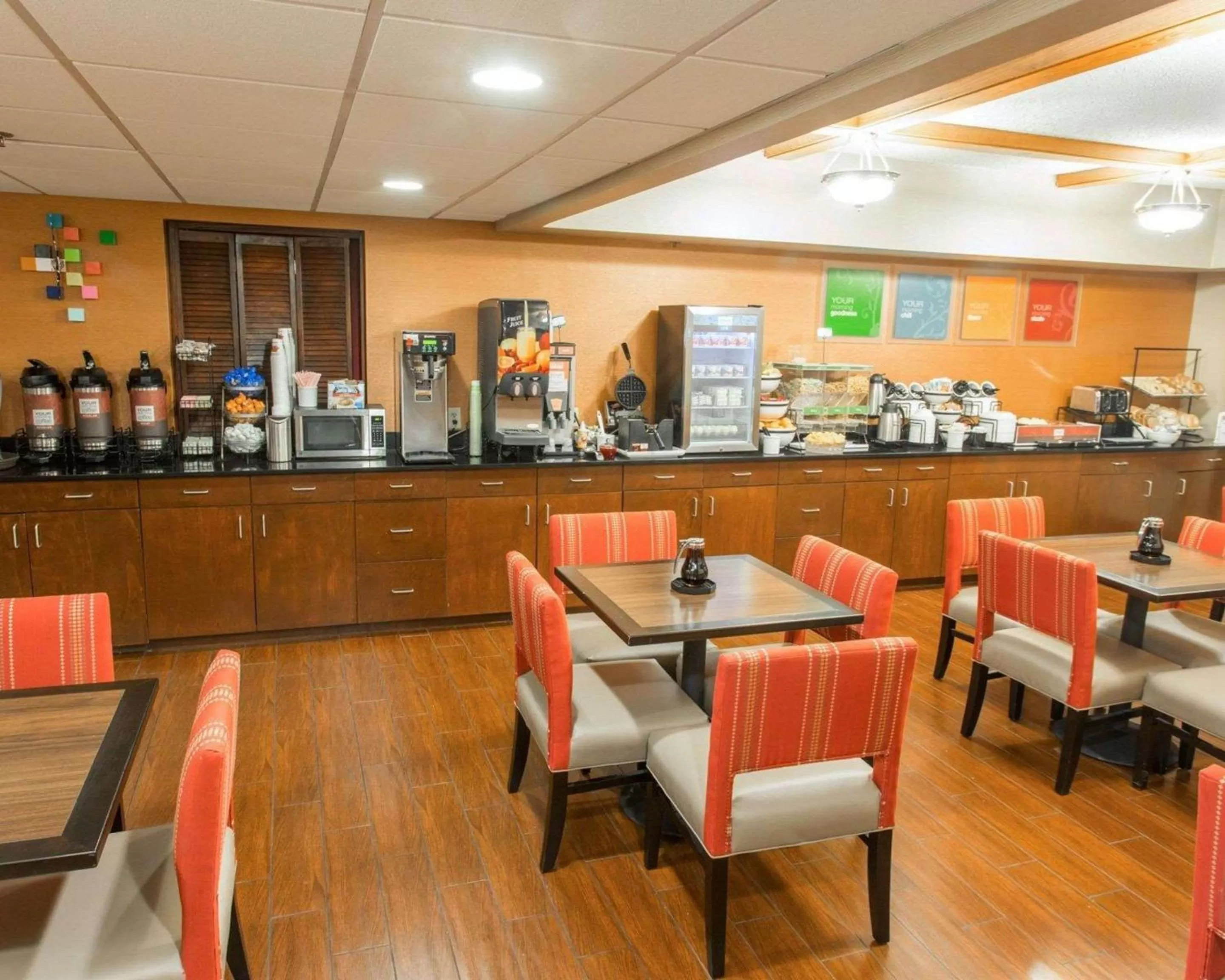 Restaurant/places to eat in Comfort Inn Hammond