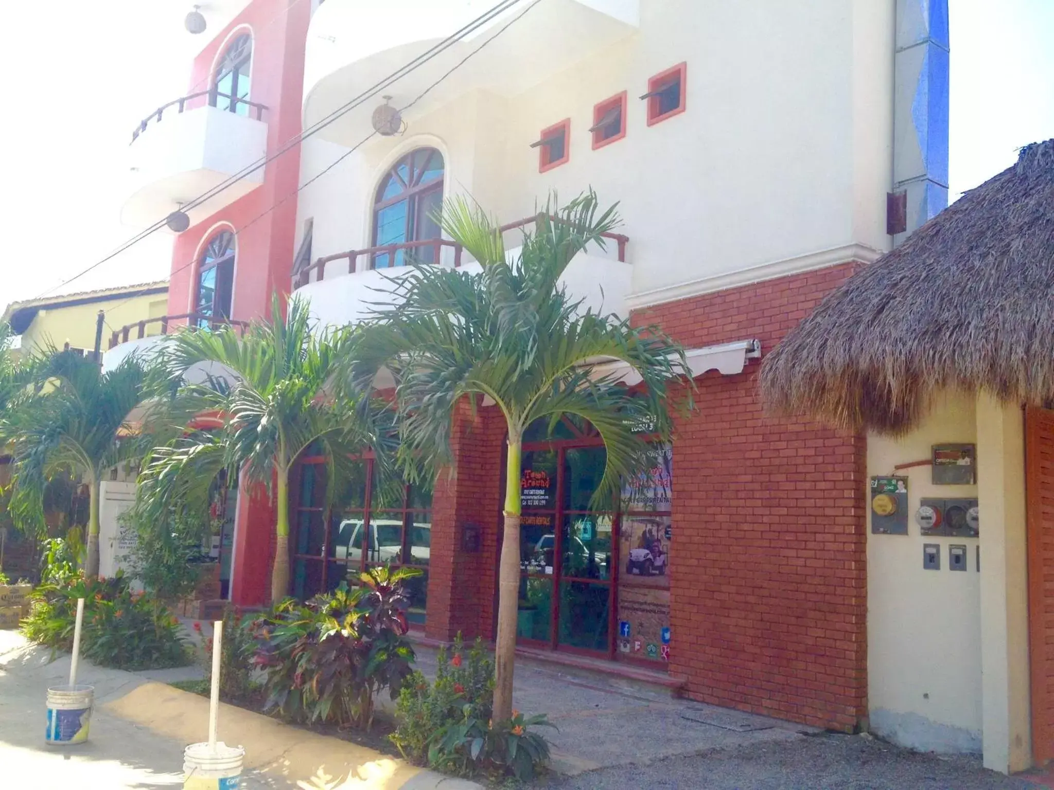 Facade/entrance, Property Building in Hotel y Suites Los Encantos