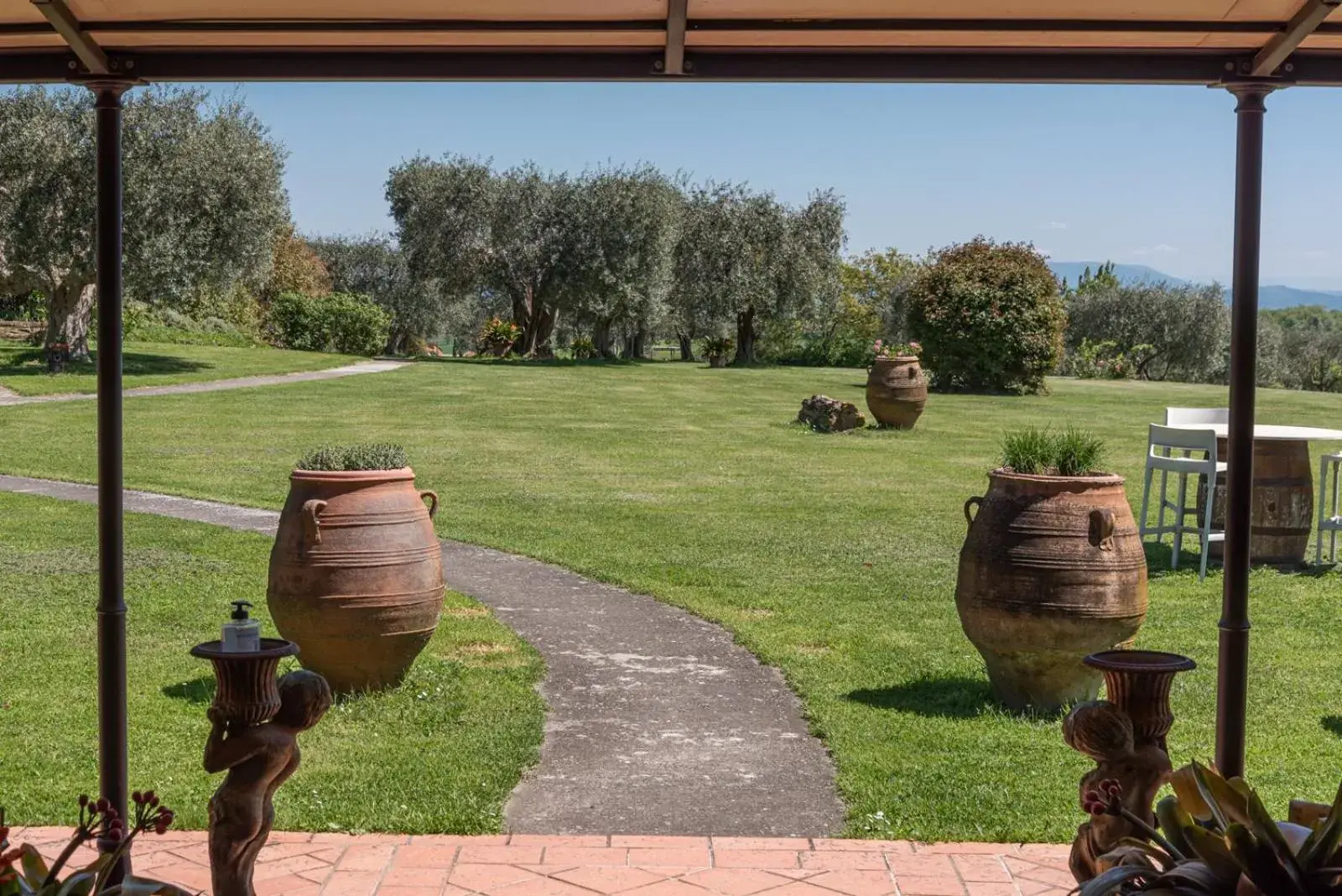 Restaurant/places to eat, Garden in Locanda Poggioleone