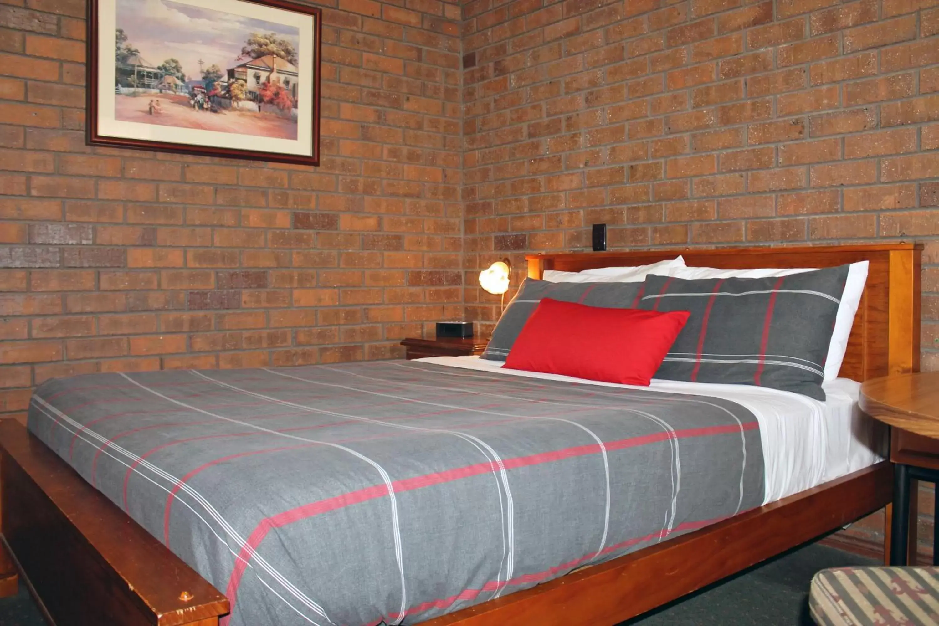 Standard  Room in John Pirie Motor Inn